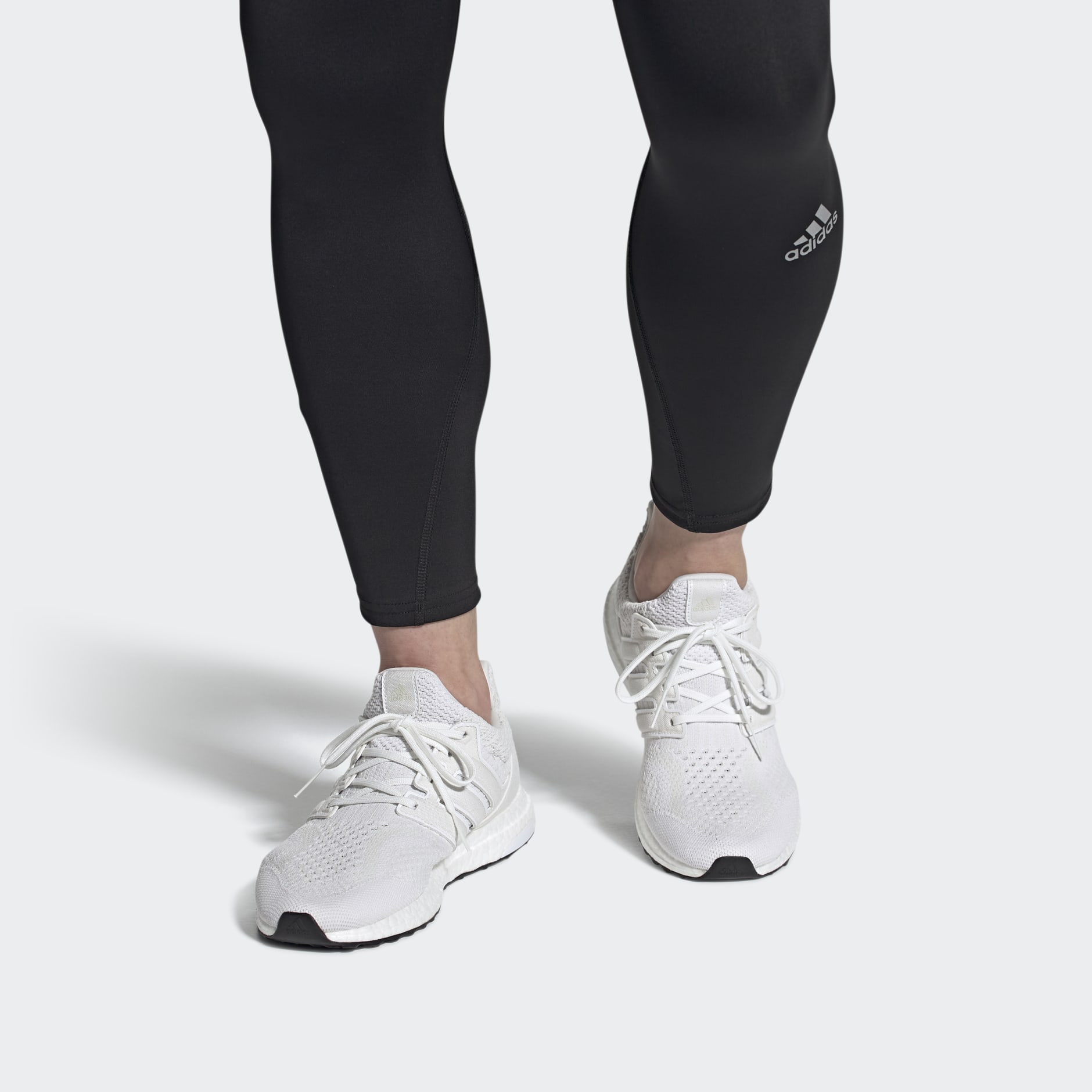 Ultraboost 5.0 DNA Shoes