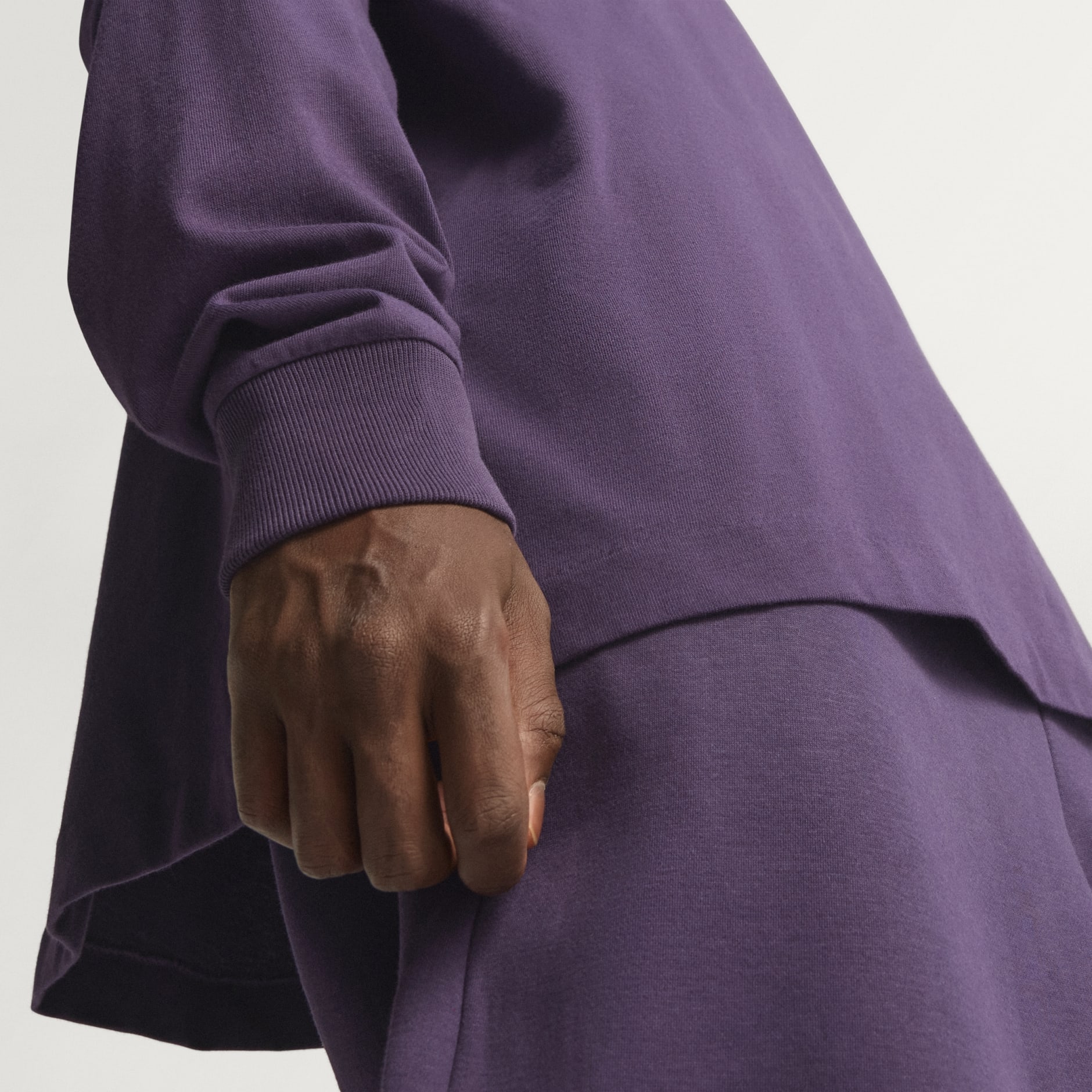 Tricou adidas Basketball cu m&acirc;necă lungă (unisex)