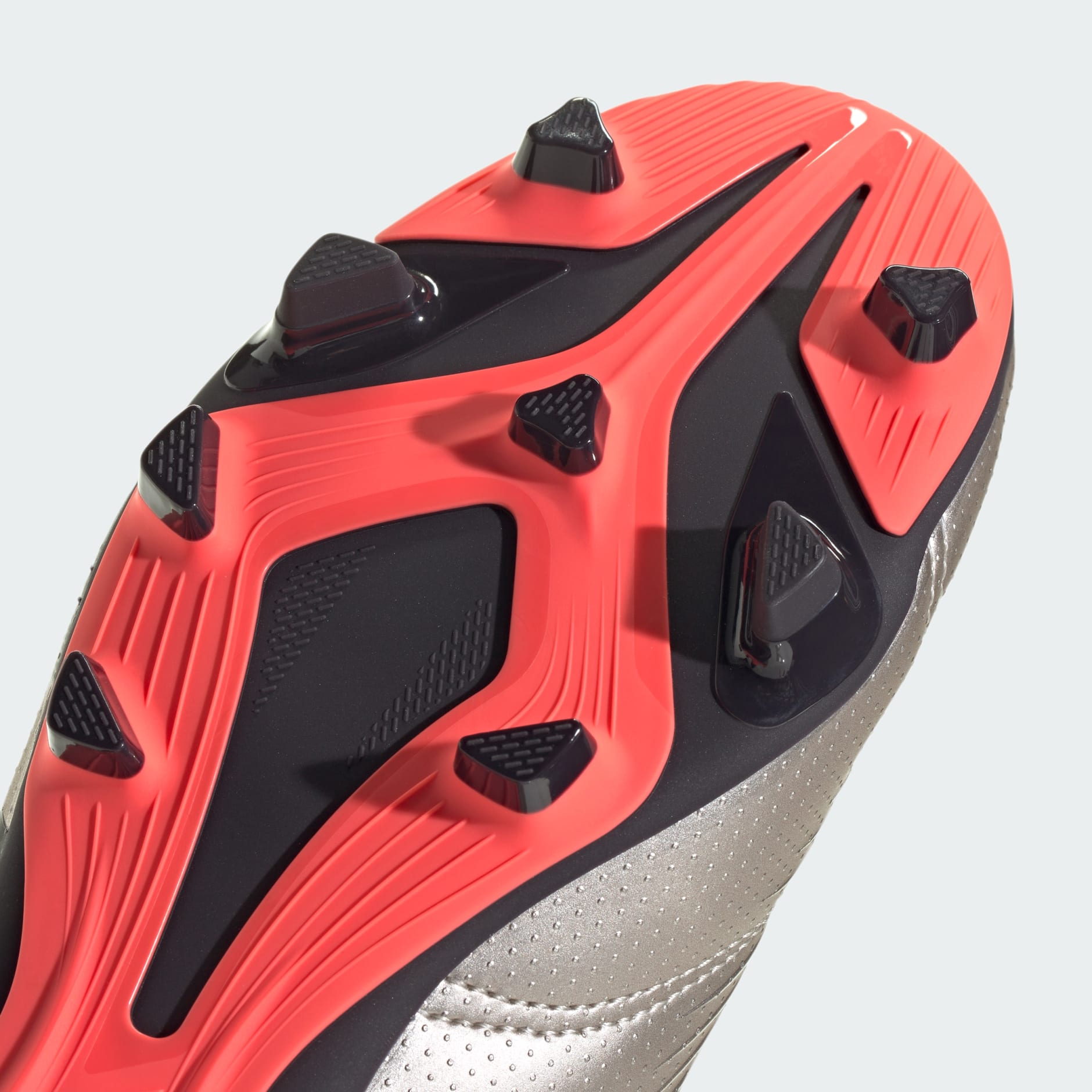 Guayos Predator Club Multiterreno