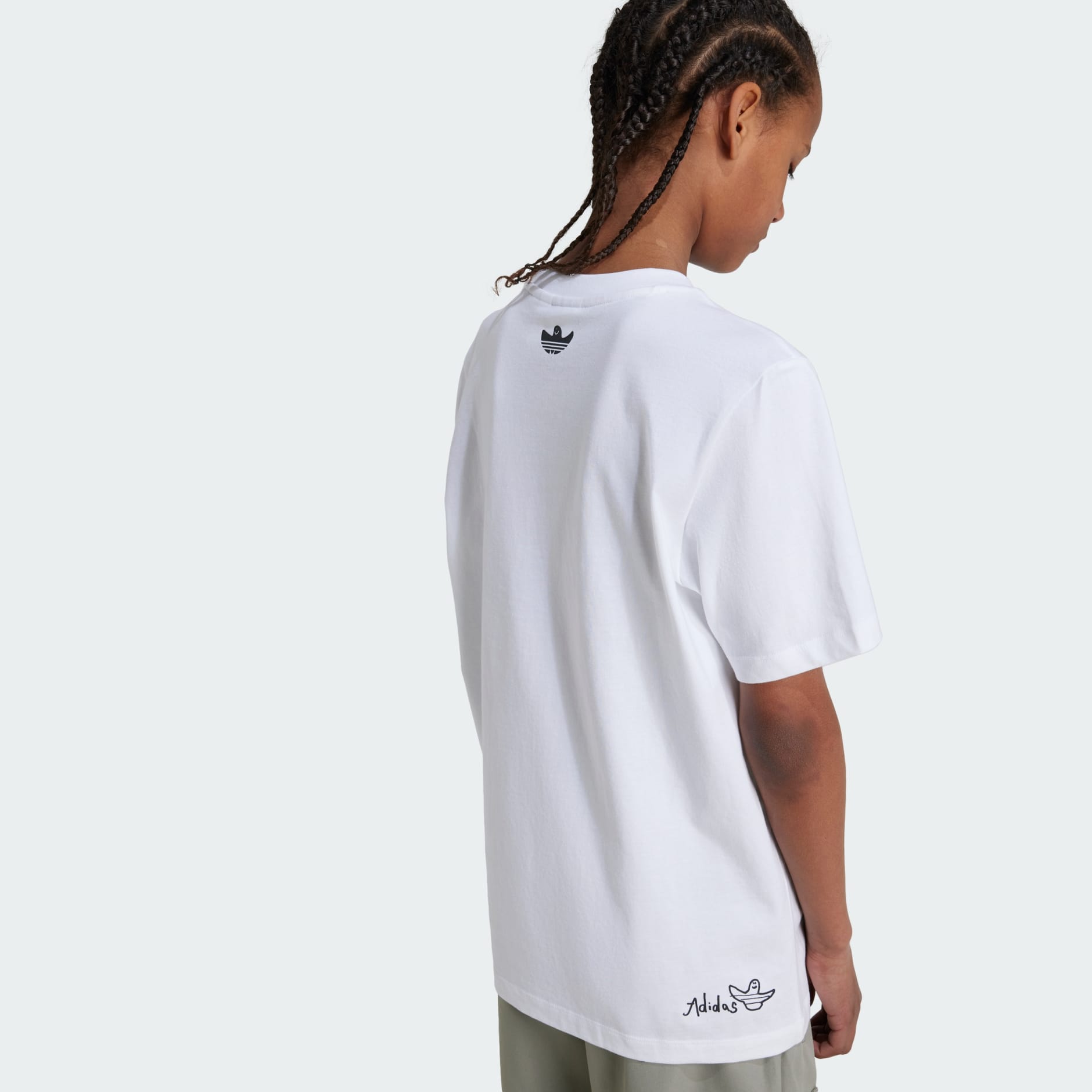 GRAPHIC TEE