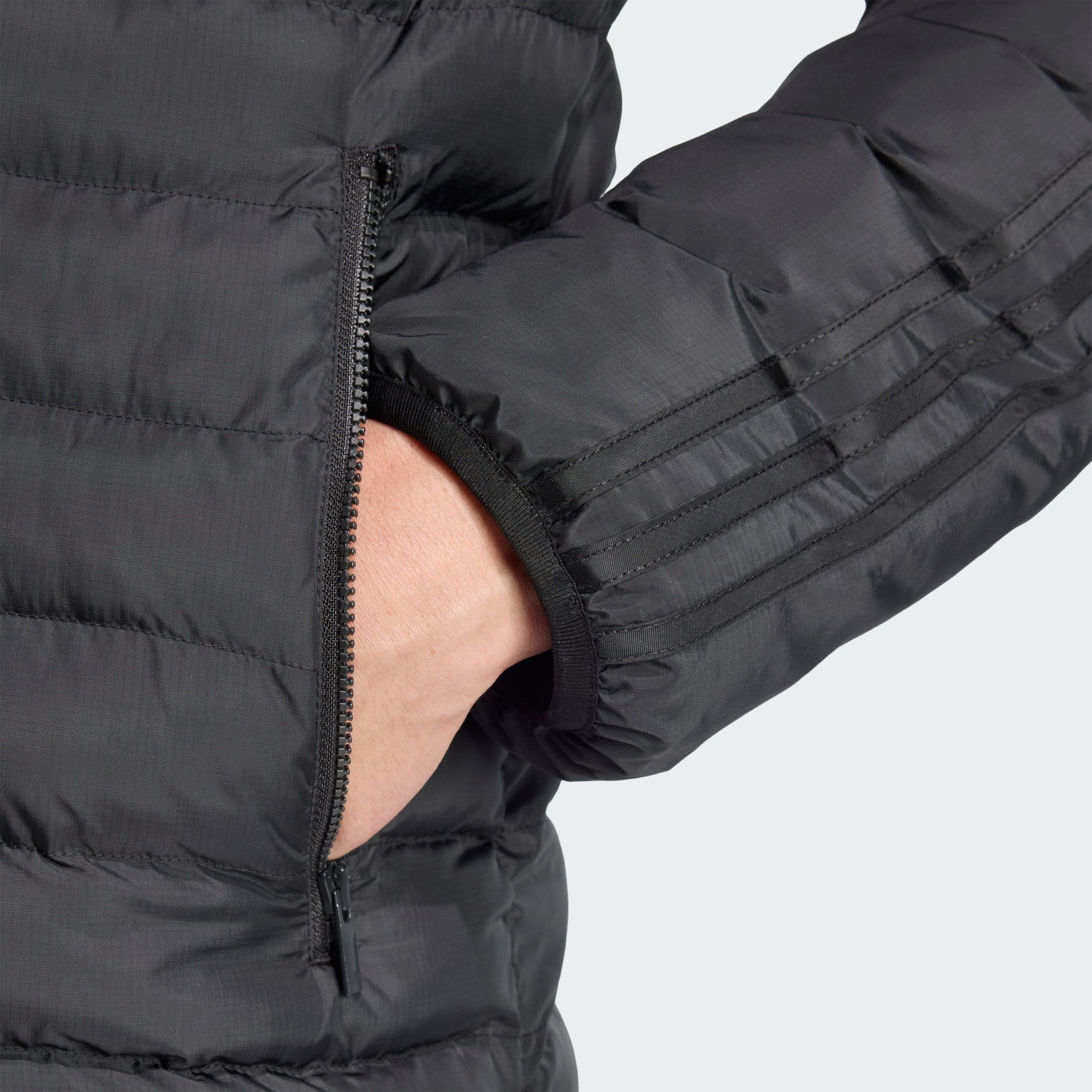 Jakna s podstavljenim ovratnikom