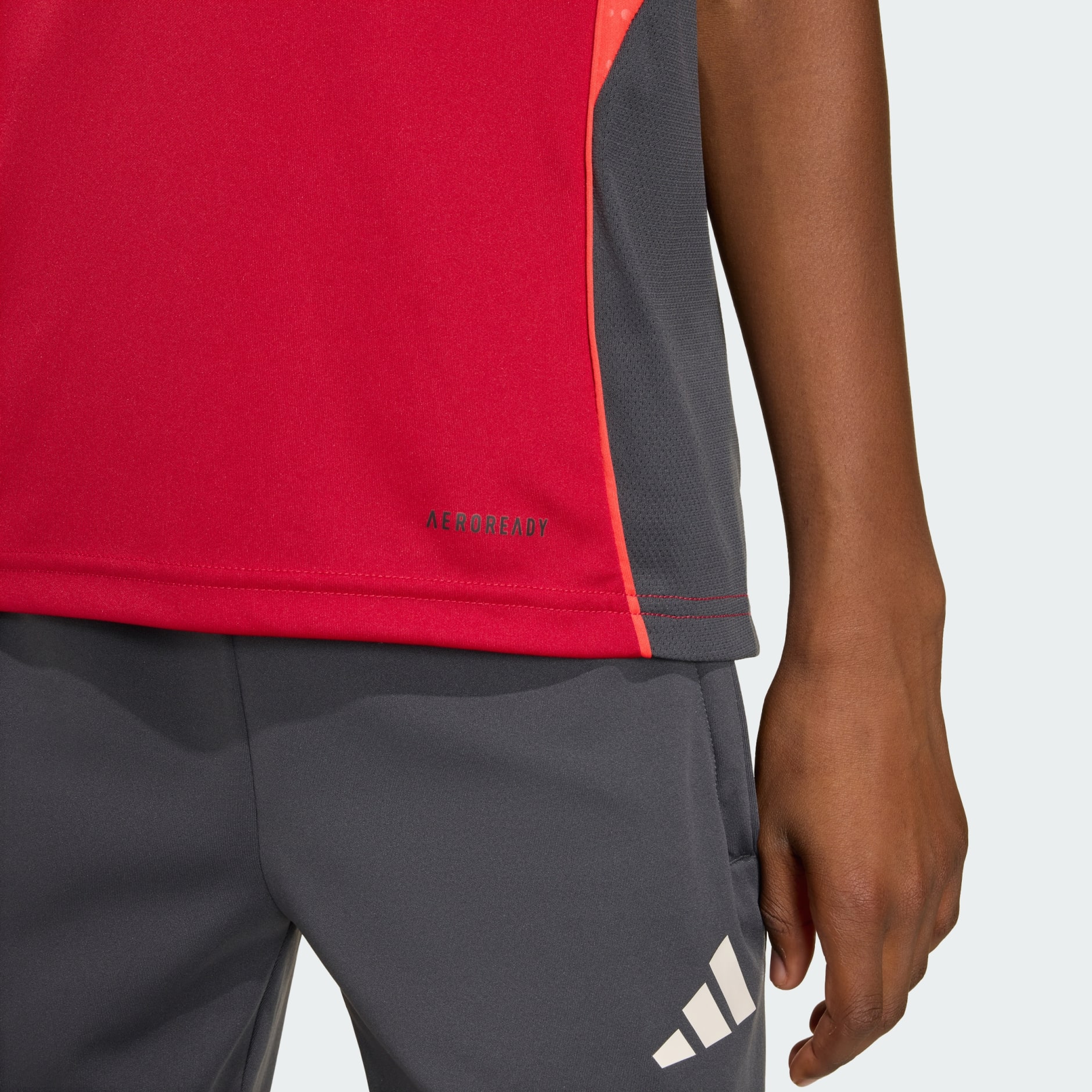 Liverpool FC Tiro 25 Competition Training Jersey