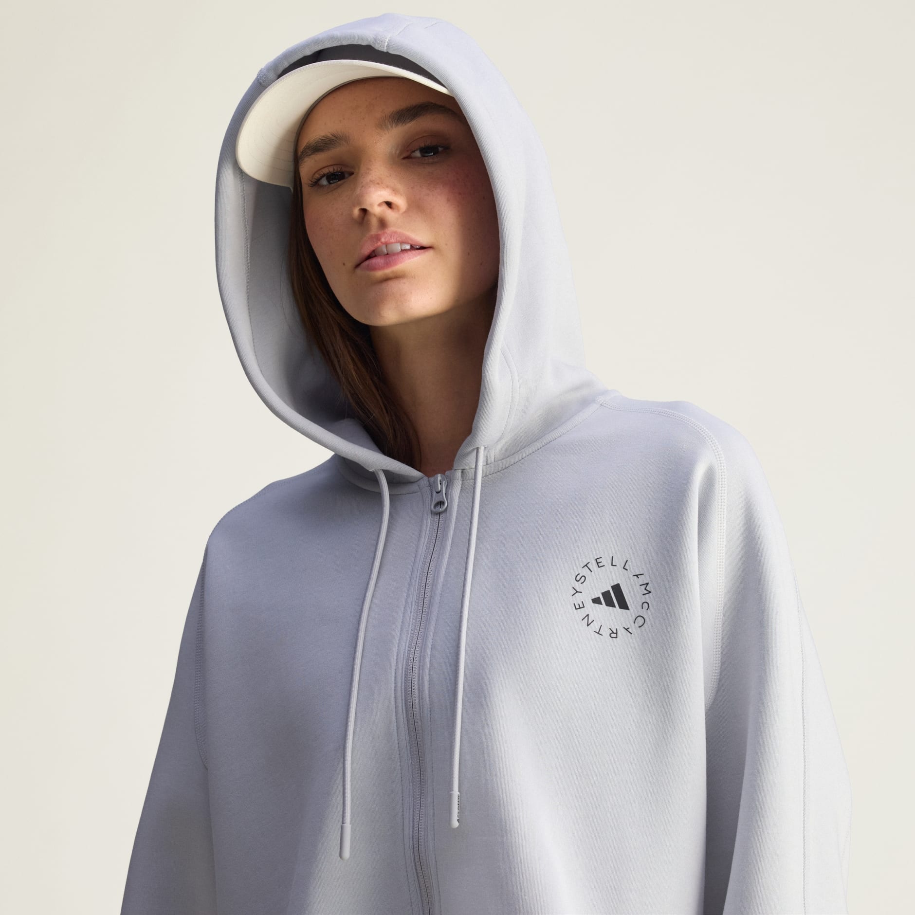 Skraćena majica s kapuljačom adidas by Stella McCartney Sportswear