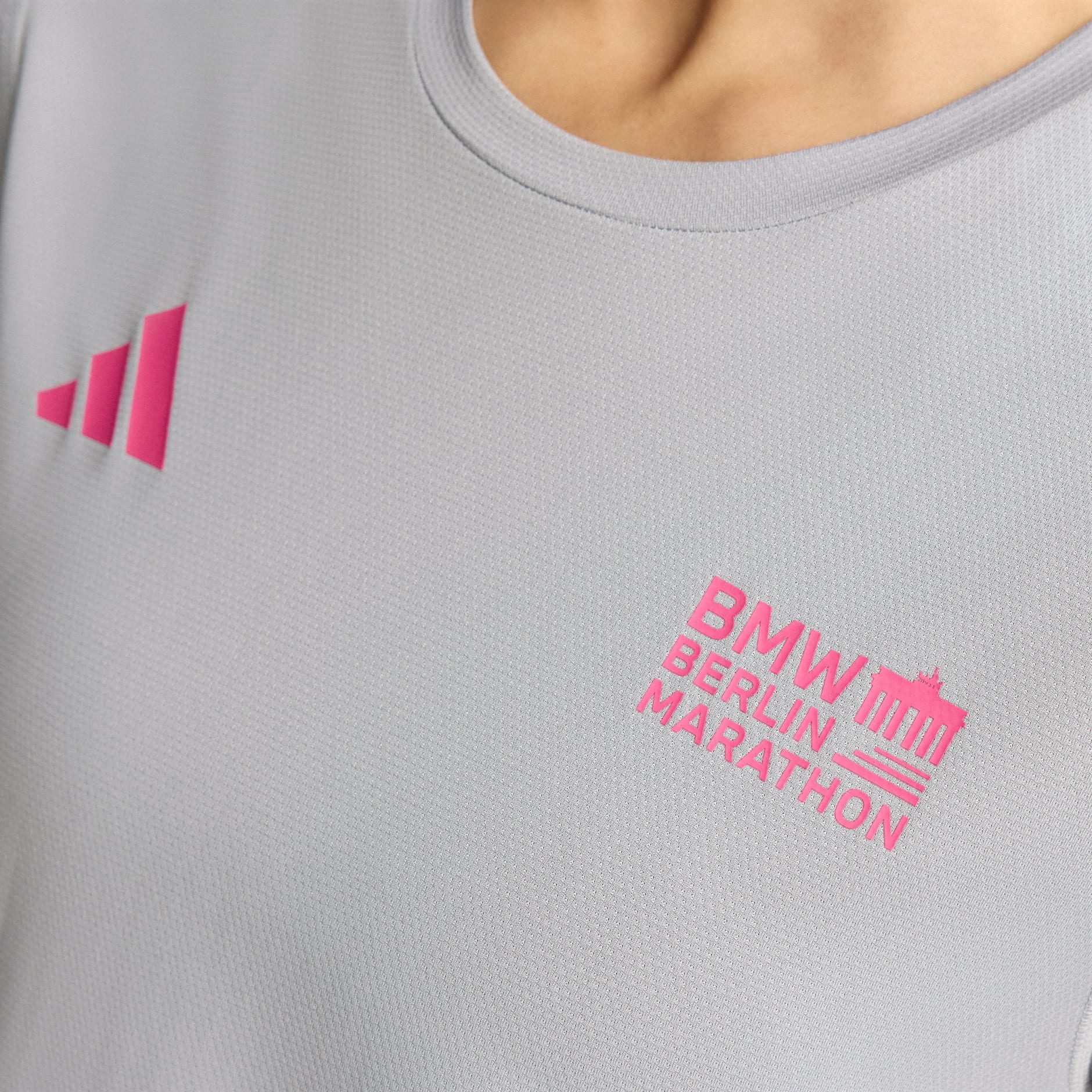 Tricou BMW Berlin-Marathon 2025 Finisher