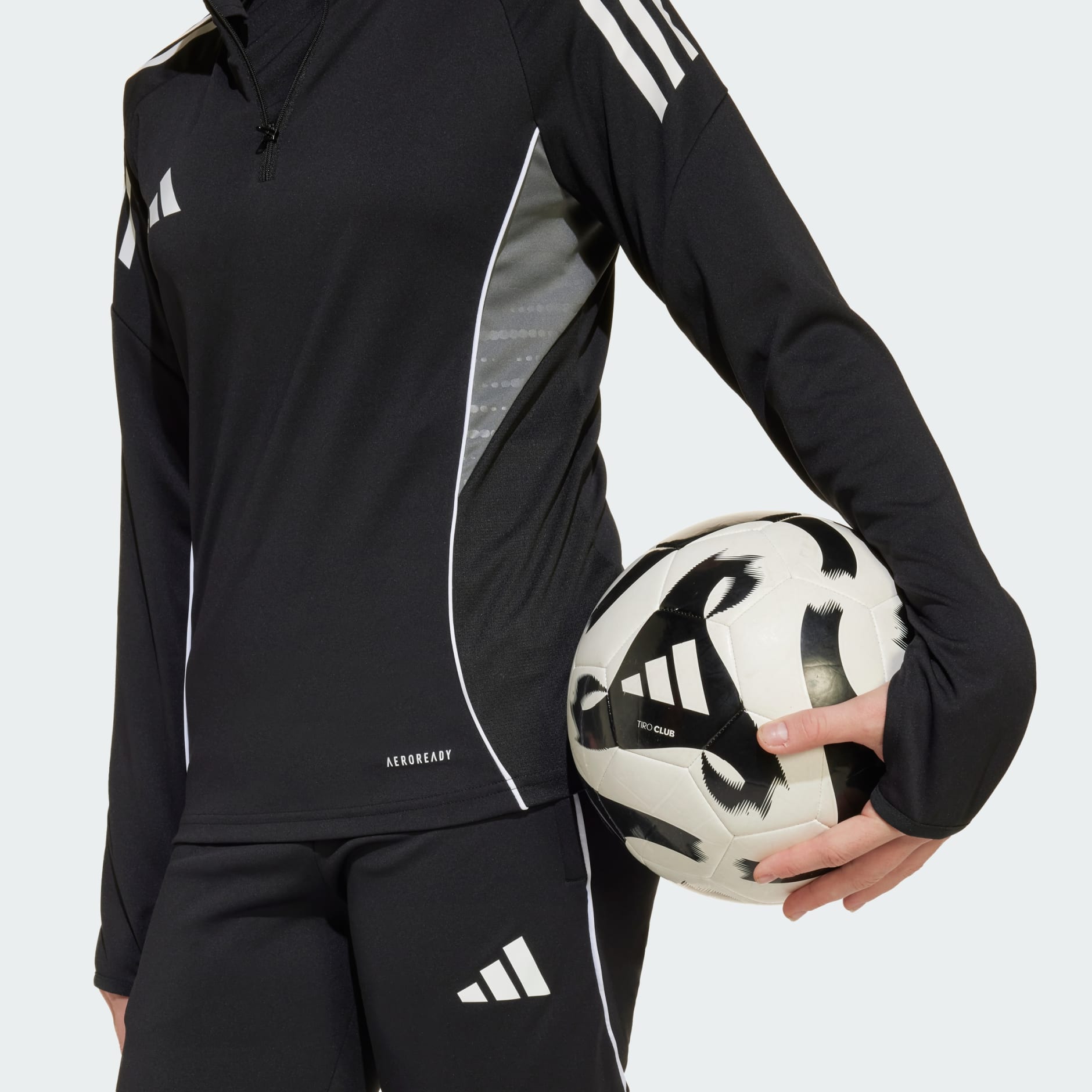 Tiro 25 Competition Training Top Kids