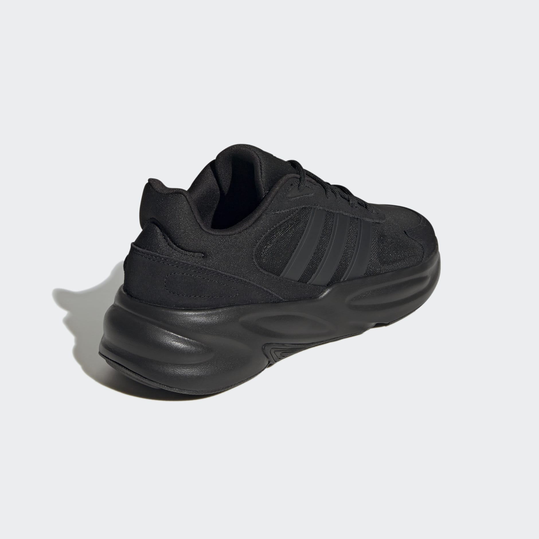 adidas Ozelle Cloudfoam Shoes - Black | adidas UAE