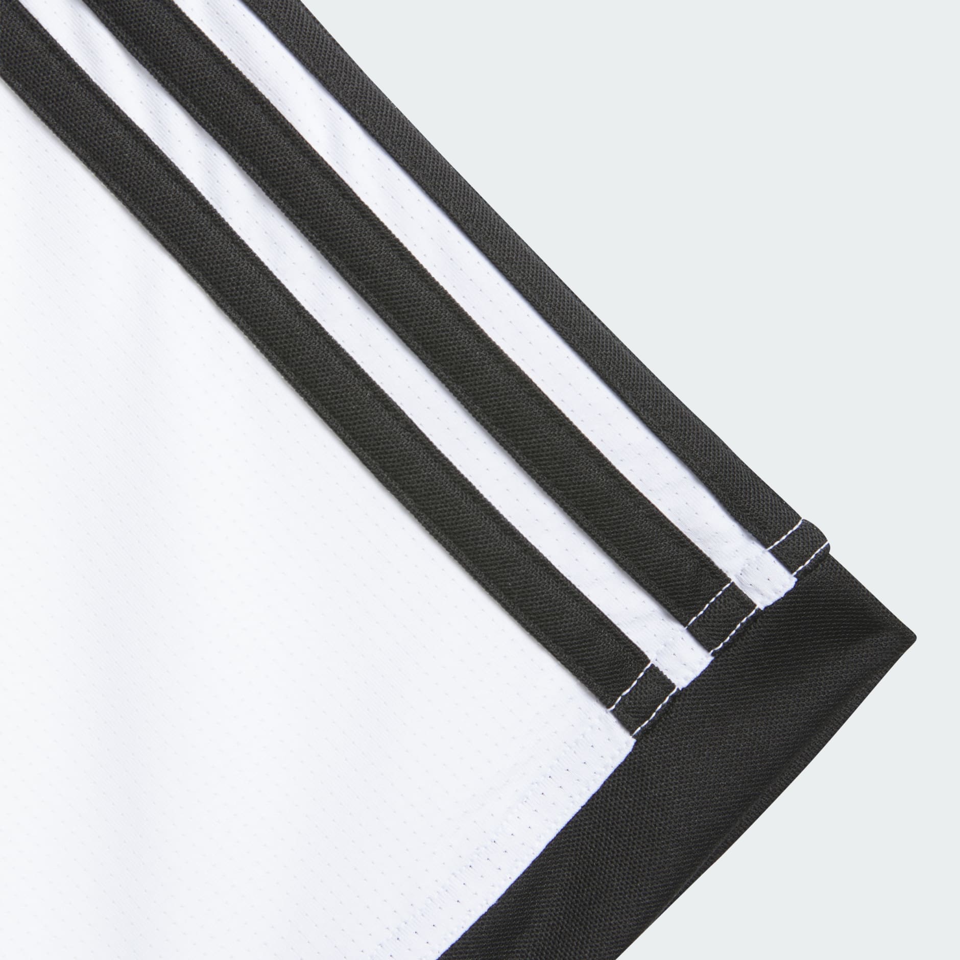 ★adidas x BLACK SHEEP x CLTFC★JERSEY ジャージー★追跡可 Adidas x Black Sheep x Charlotte FC Jersey - White / Sharp