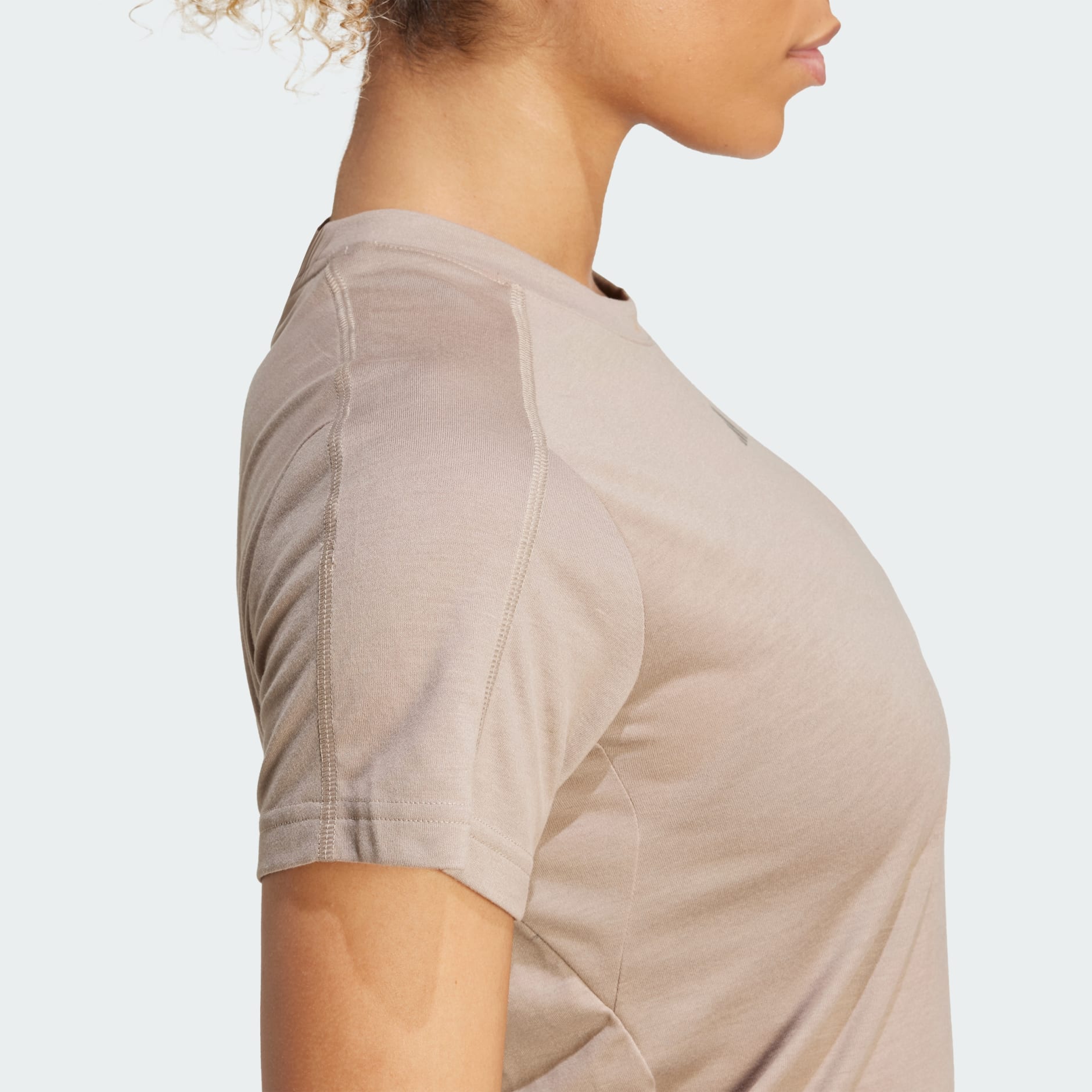 AEROREADY Train Essentials Minimal Branding Crewneck Tee