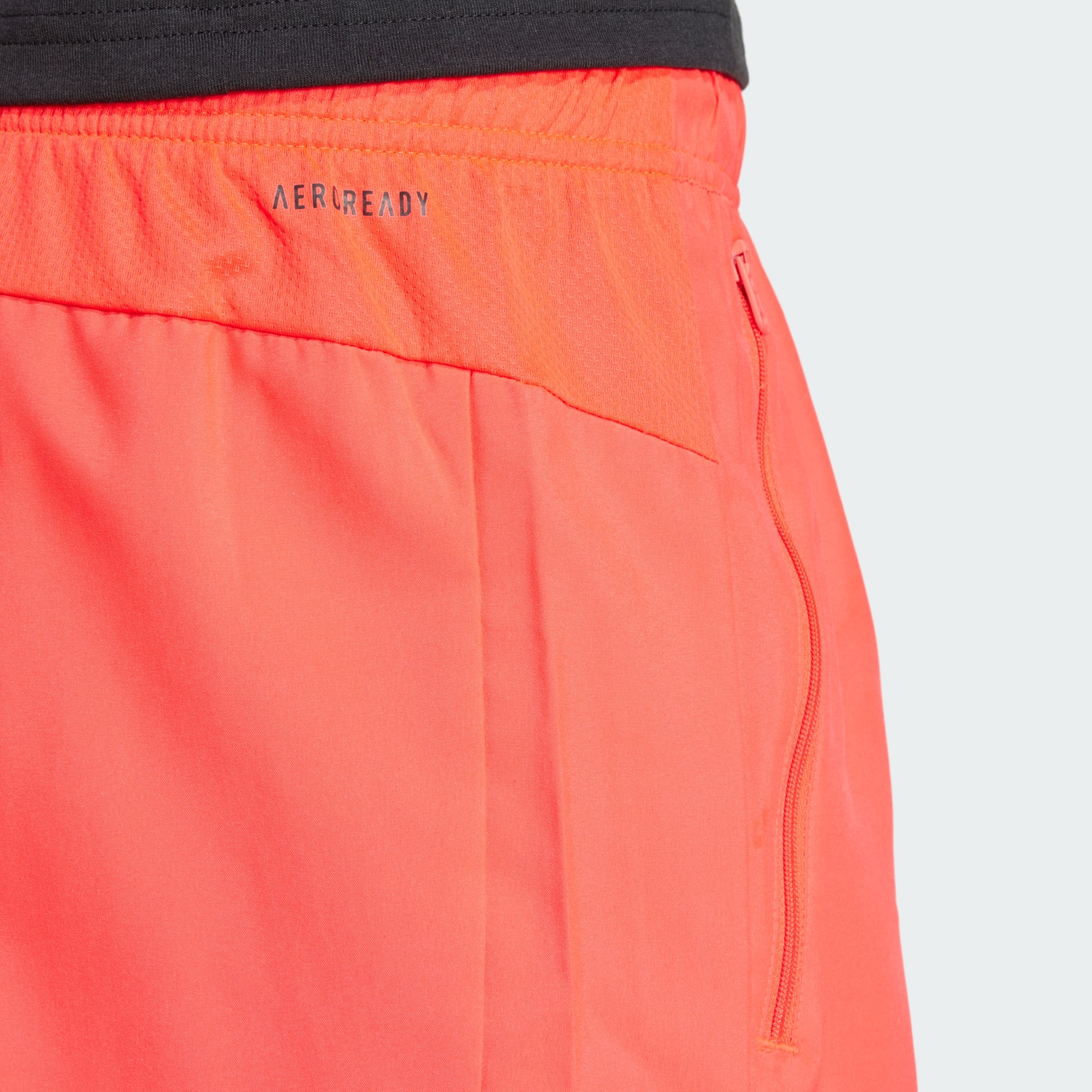 Pantaloni scurți de antrenament Train Essentials