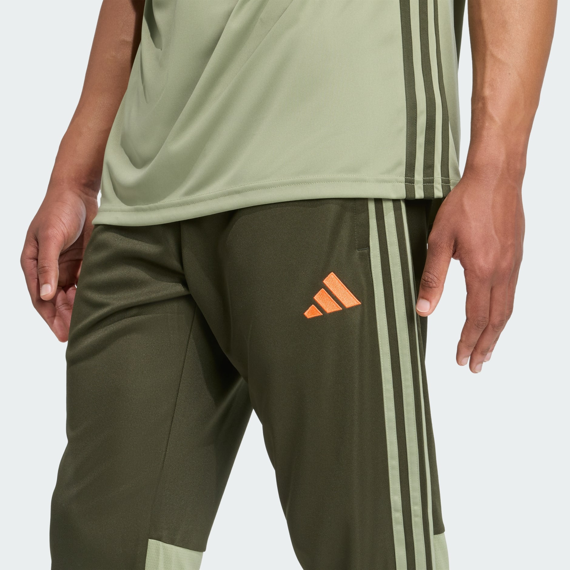 Hlače za trening Tiro 25 Essentials