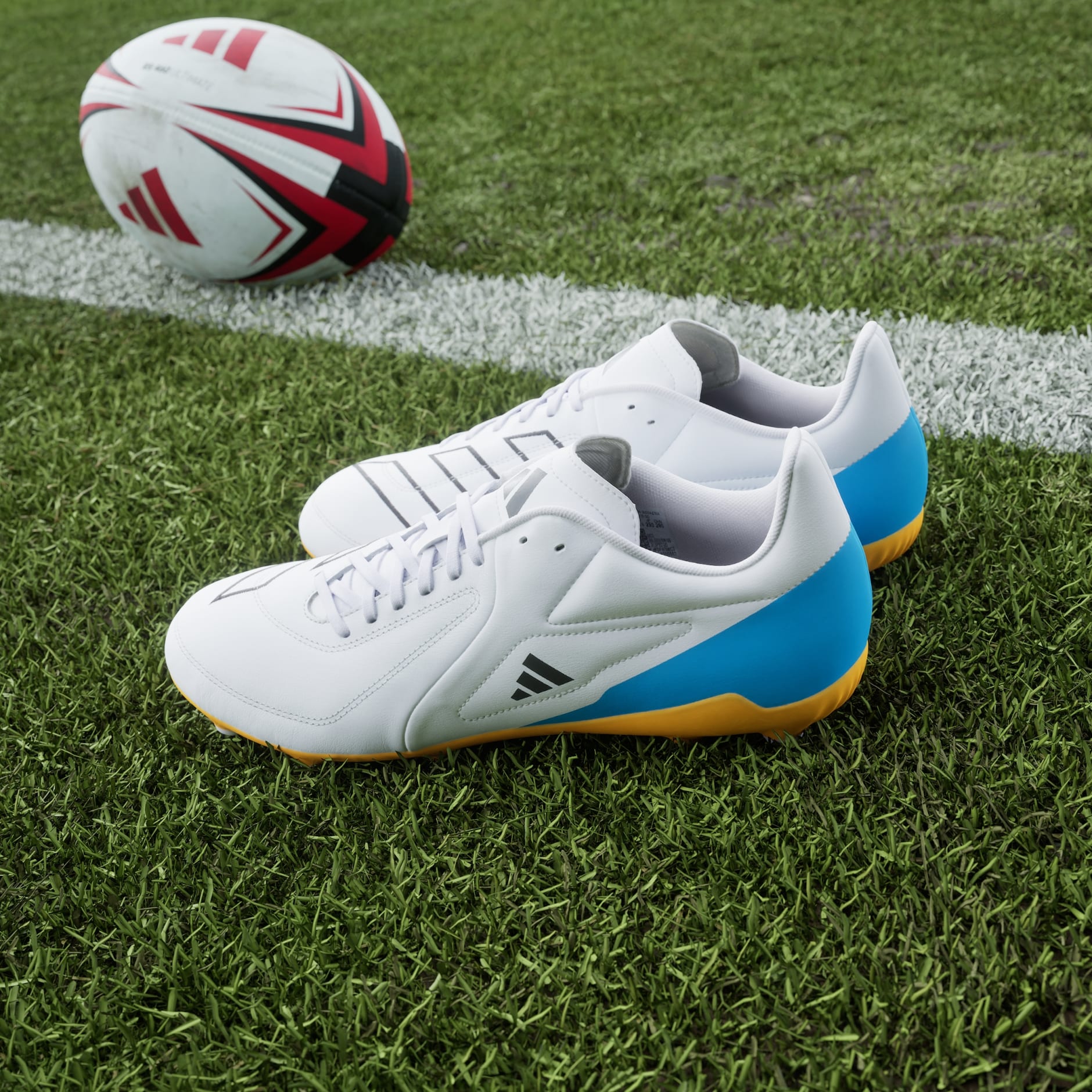 RS15 Elite Soft Ground Rugby Boots