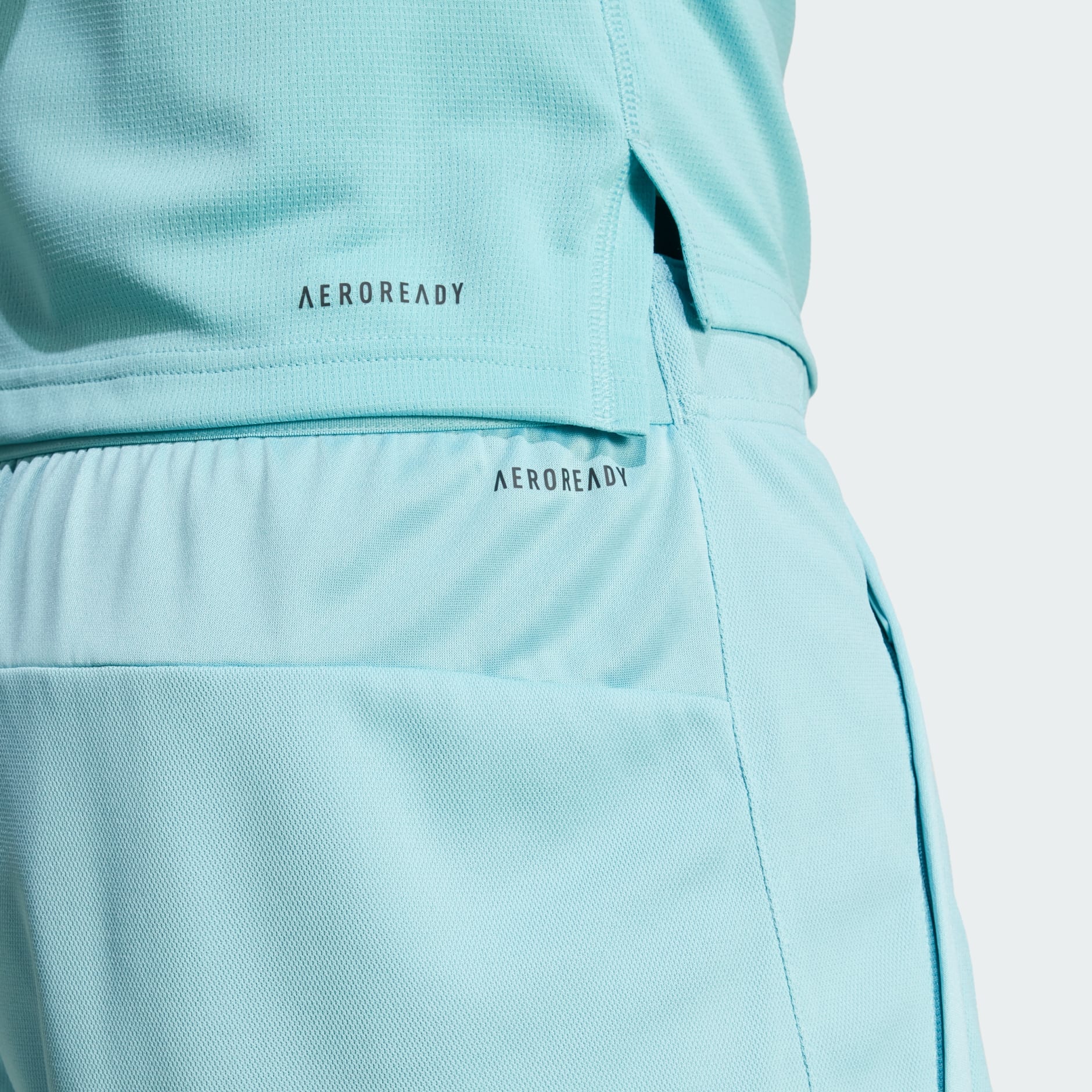 Train Essentials Logo Training Shorts