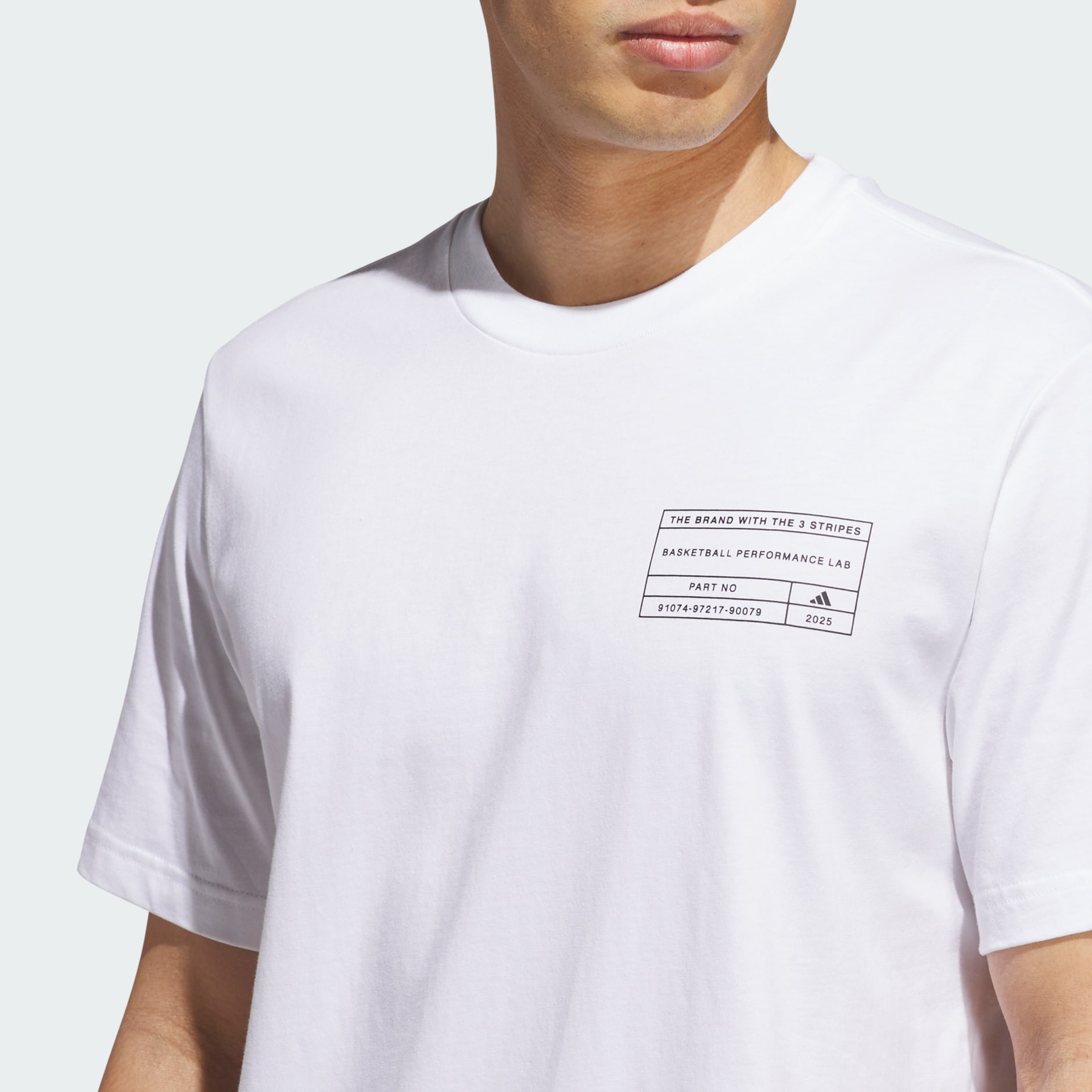 Tricou de baschet adidas cu imprimeu grafic