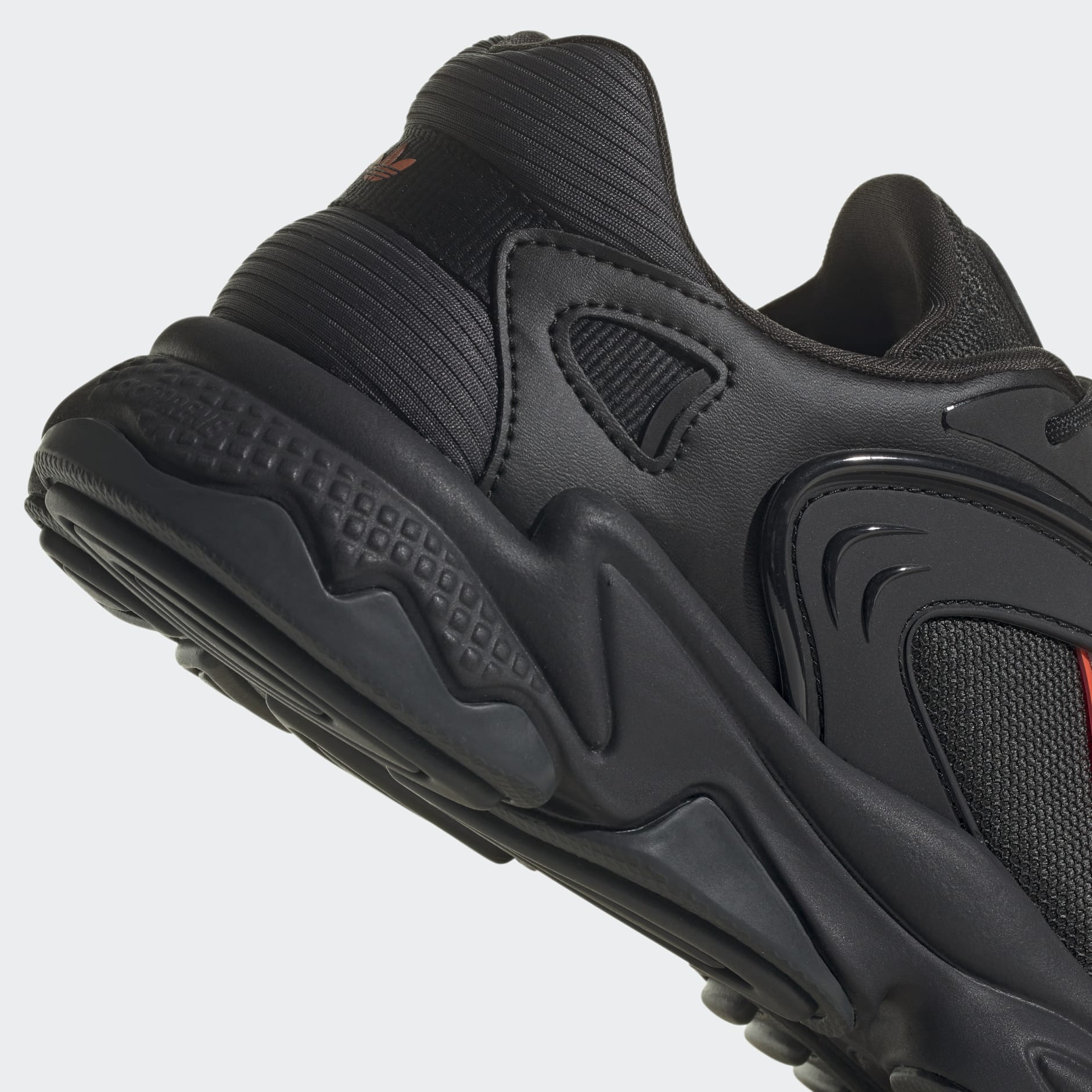 Oztral Shoes