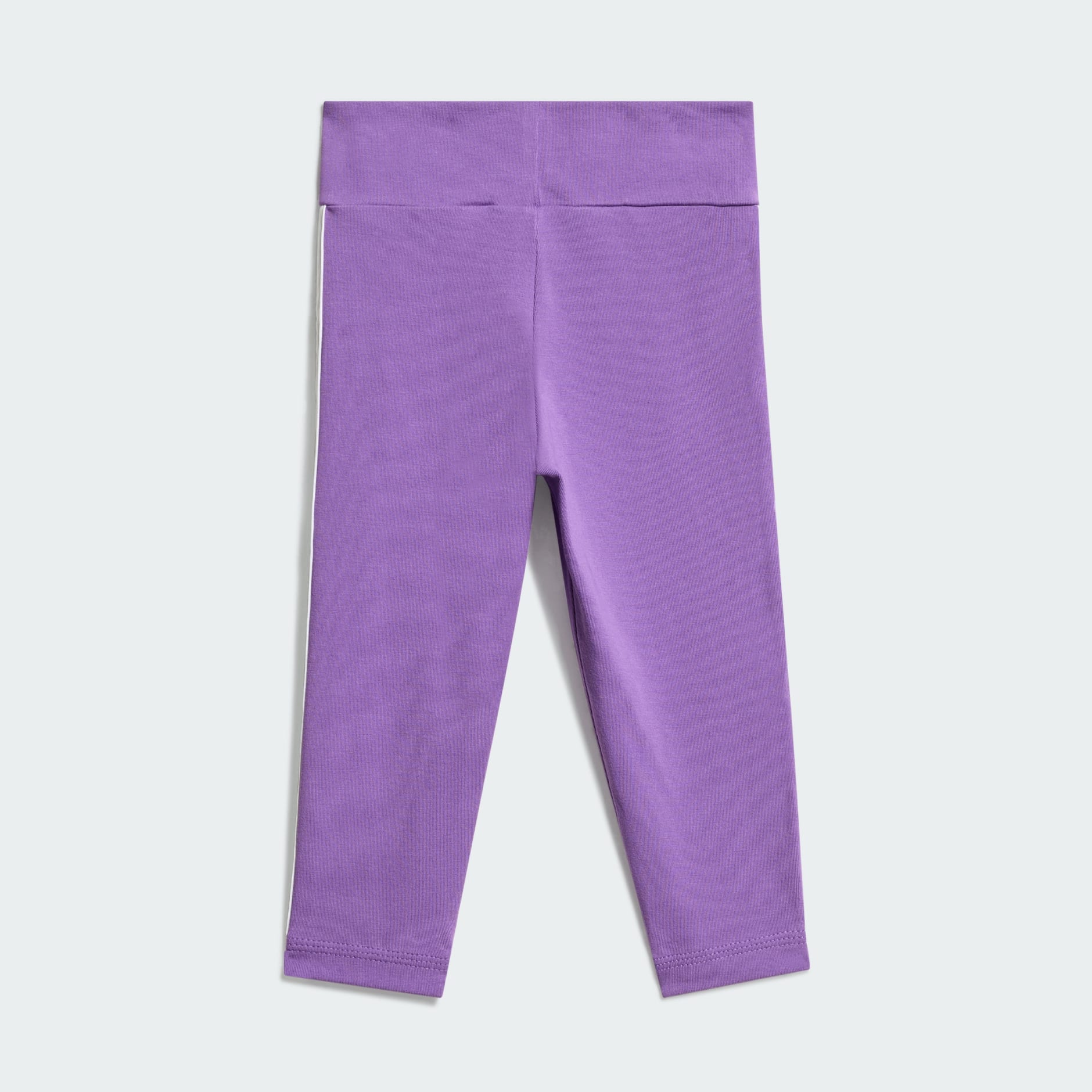 Set cu tricou Essentials