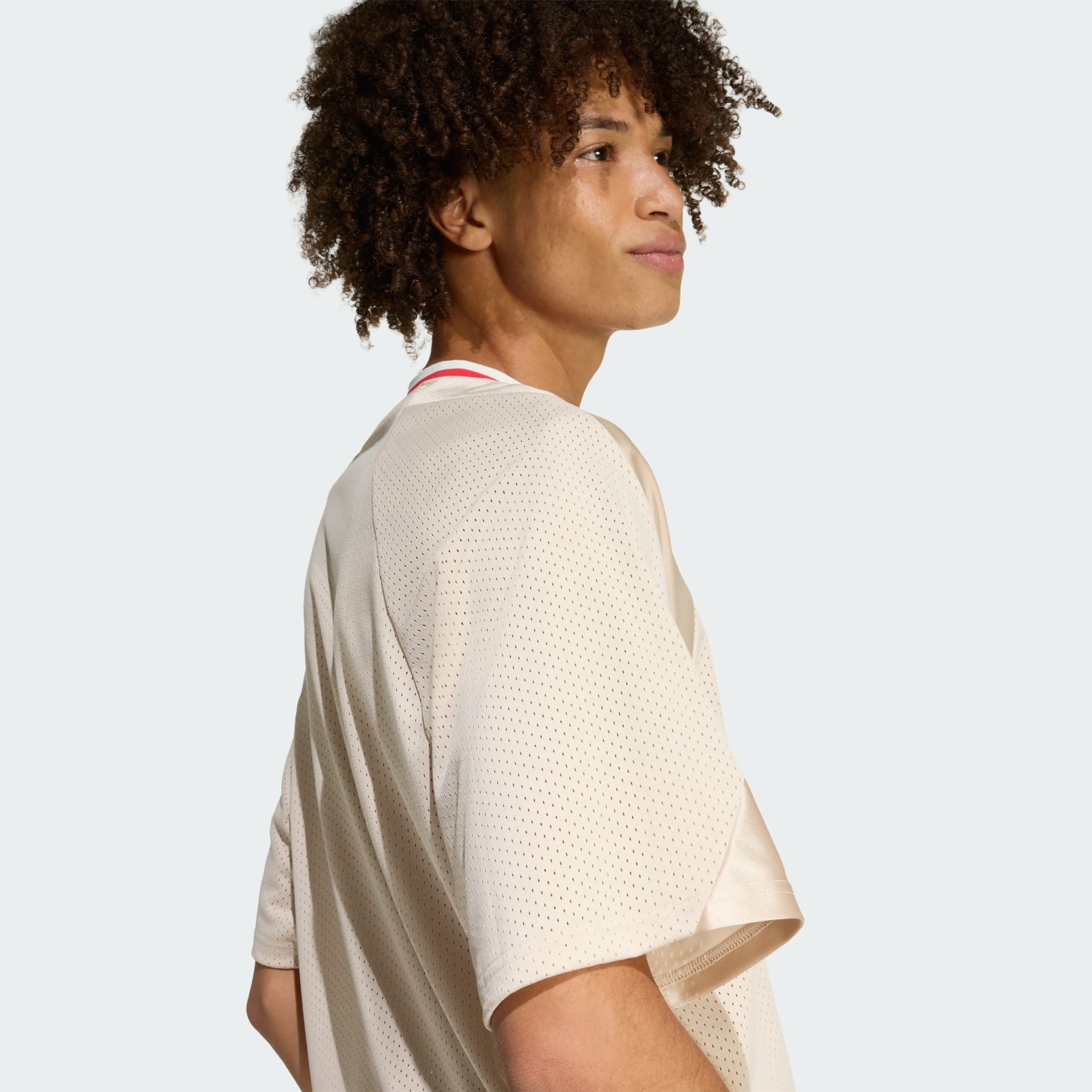 STADIUM GRAPHIC MESH TEE