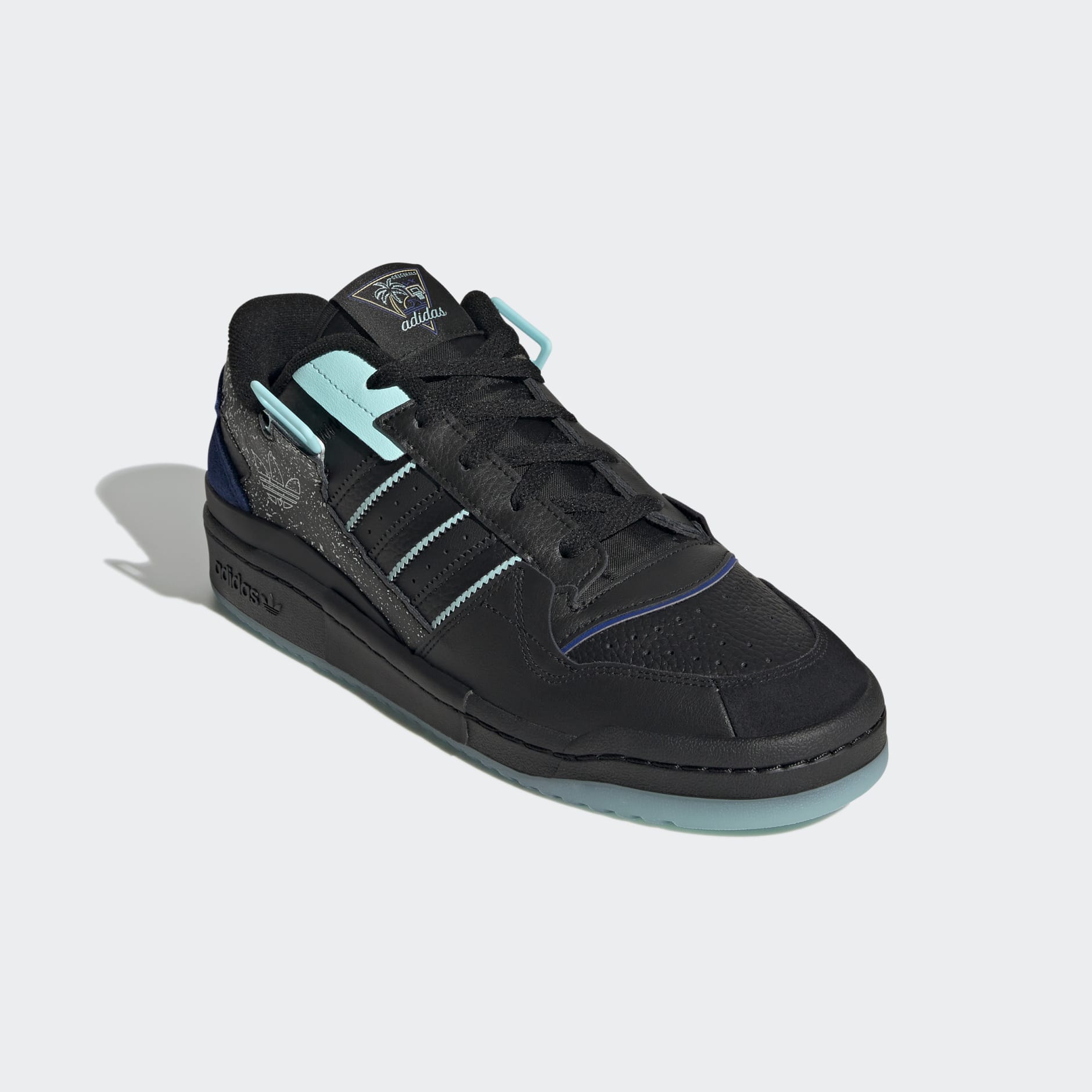 Forum Exhibit Low Shoes