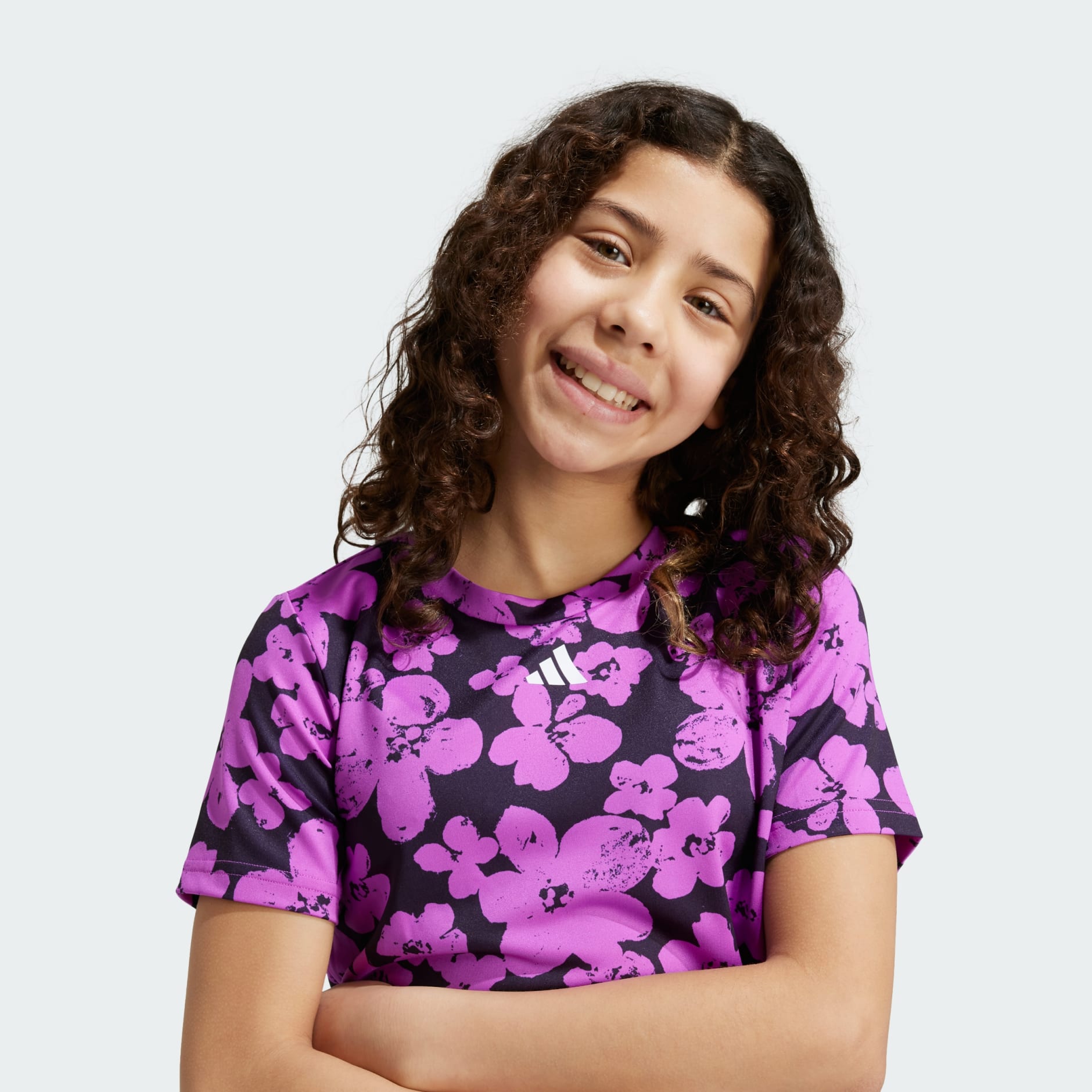 Train Essentials Seasonal Printed Cropped Training Tee Kids