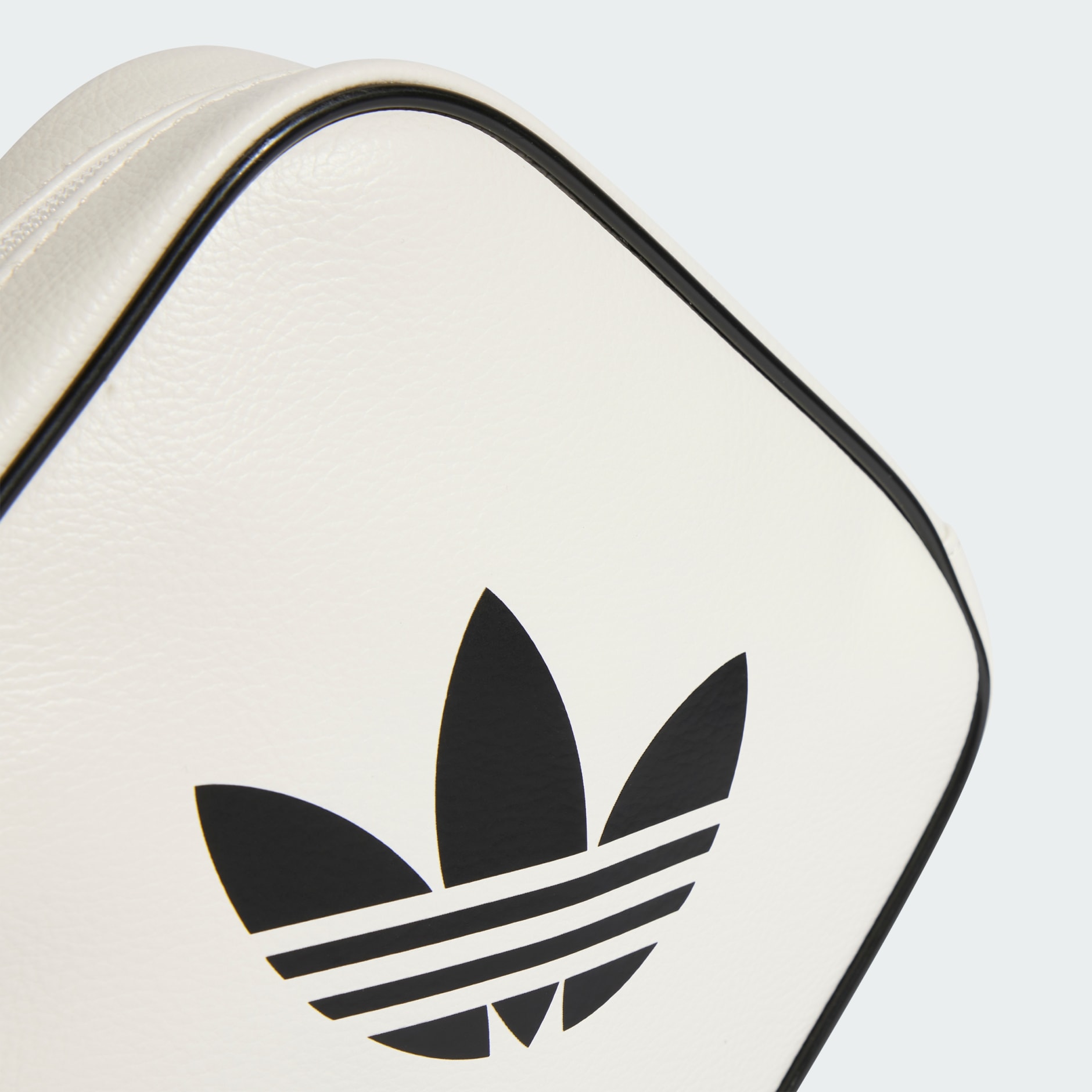 AC D BAG