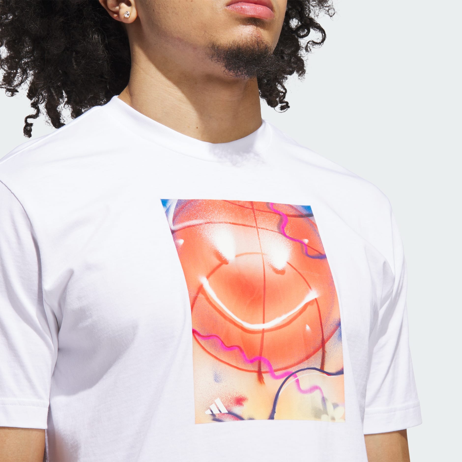 Basketball Is Happiness 圖案 T 恤