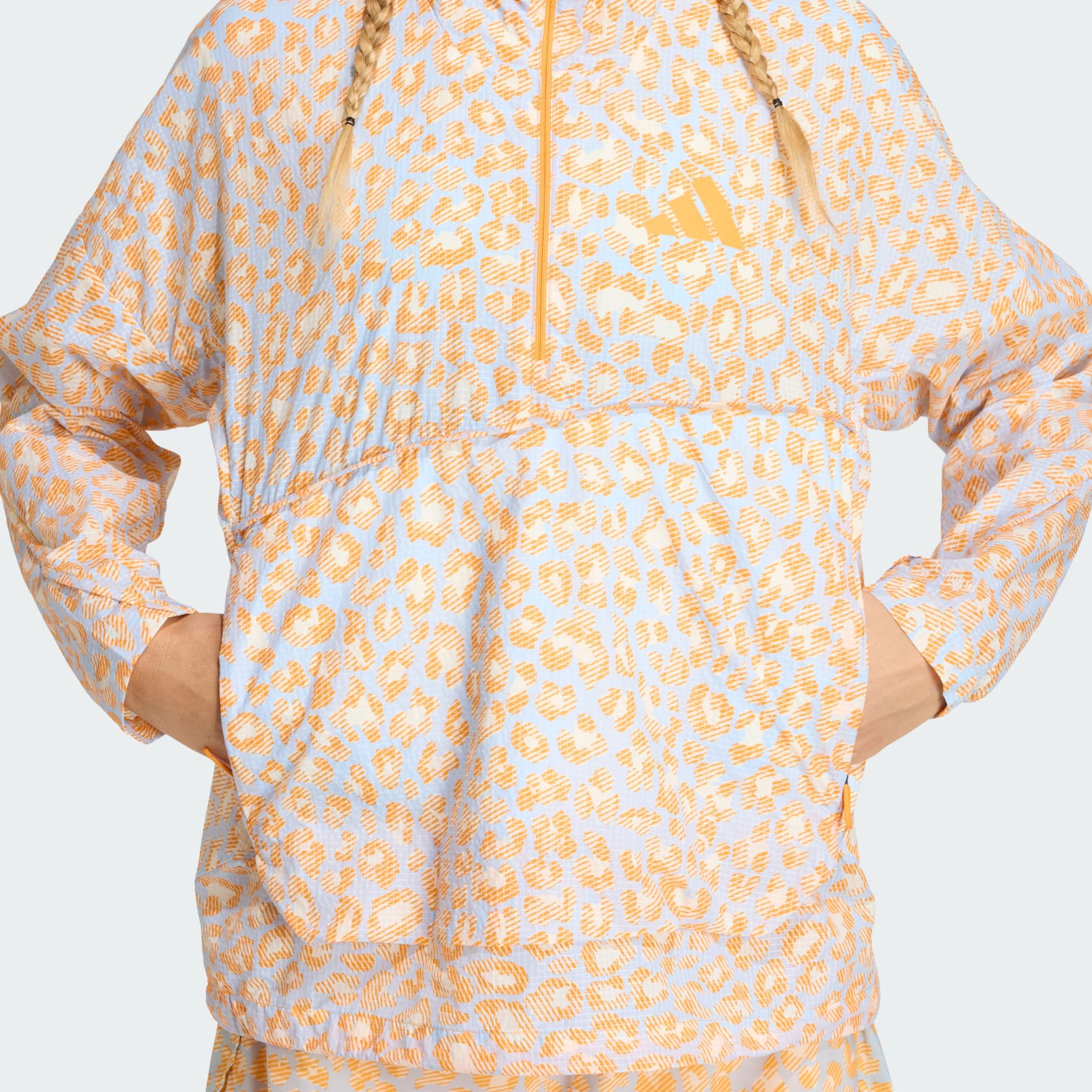 Anorak rezistent la v&acirc;nt Terrex Xploric CLIMA365 cu imprimeu