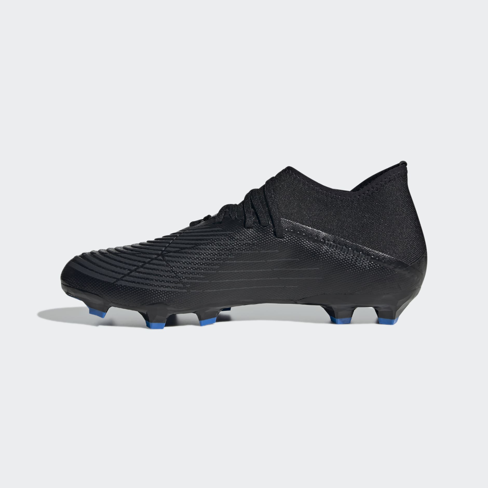 נעלי Predator Edge.3 Firm Ground Boots