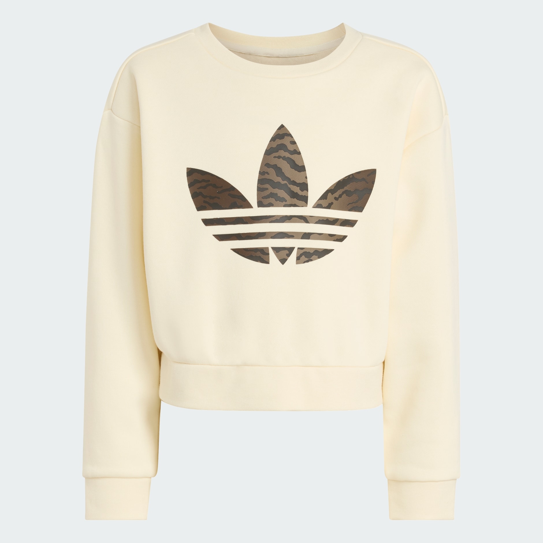 KOMPLET SA &Scaron;IROKOM SKRAĆENOM MAJICOM