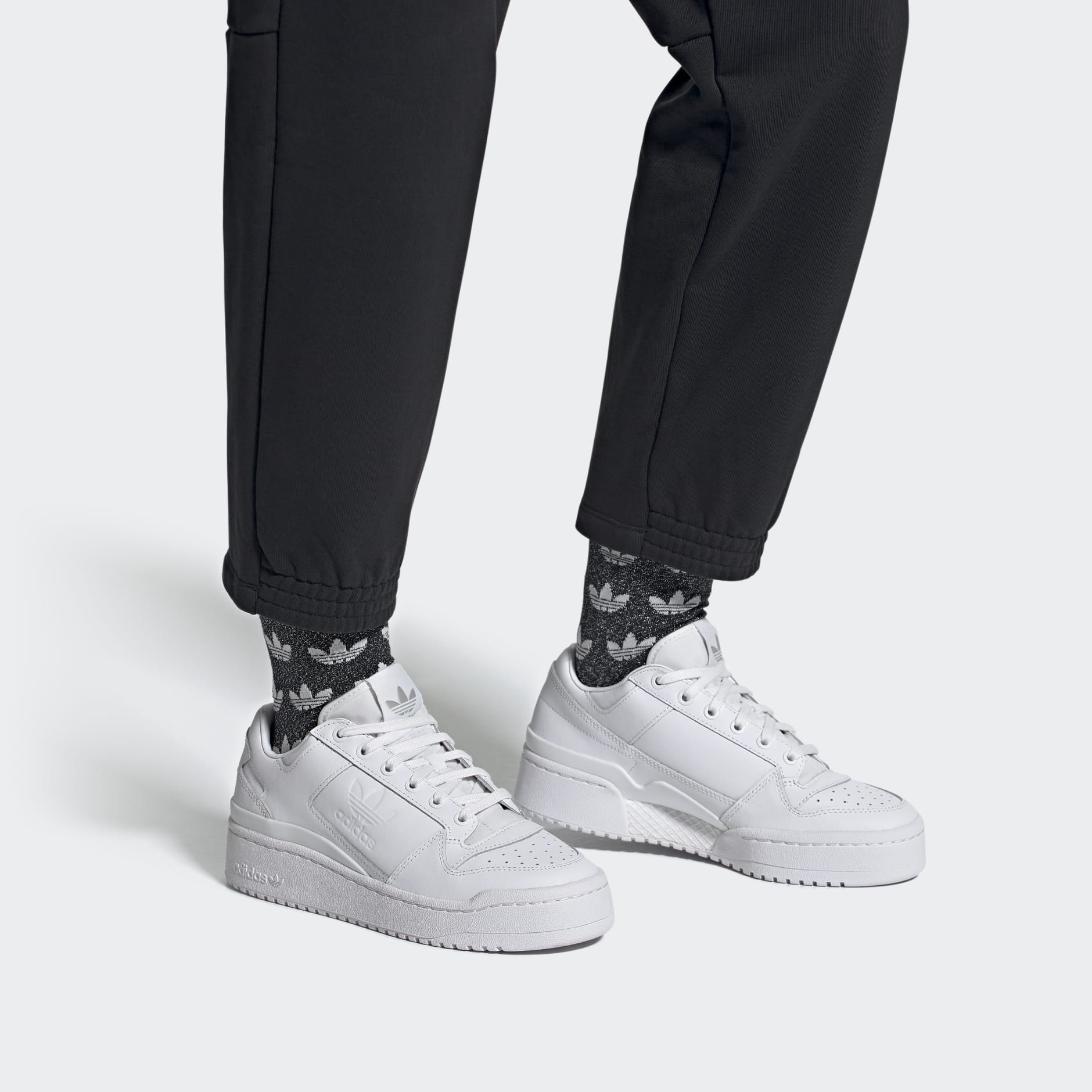 flota Encarnar Deseo Women's Shoes - FORUM BOLD SHOES - White | adidas Oman