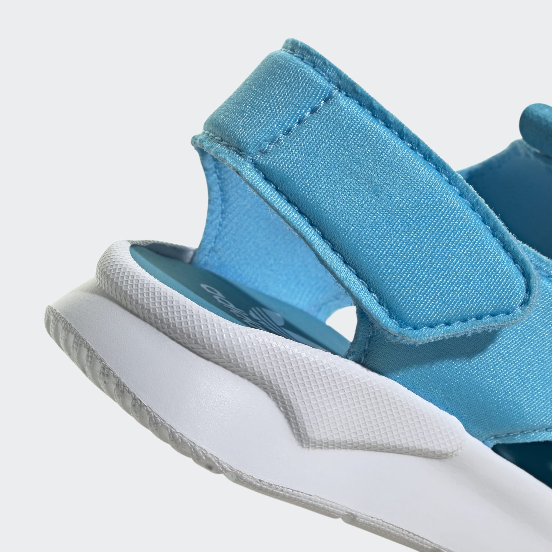 360 2.0 Sandals