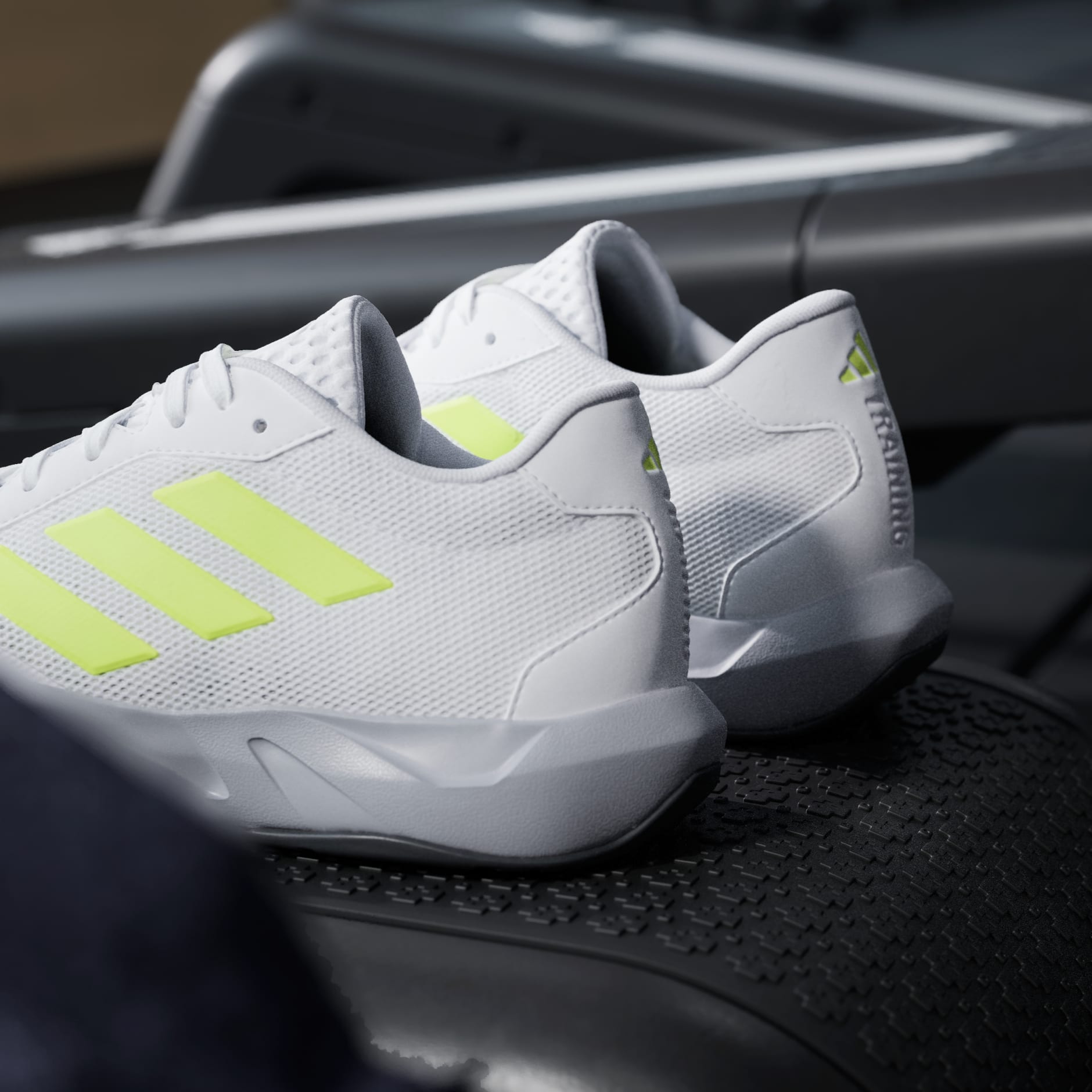 Amplimove Training Shoes