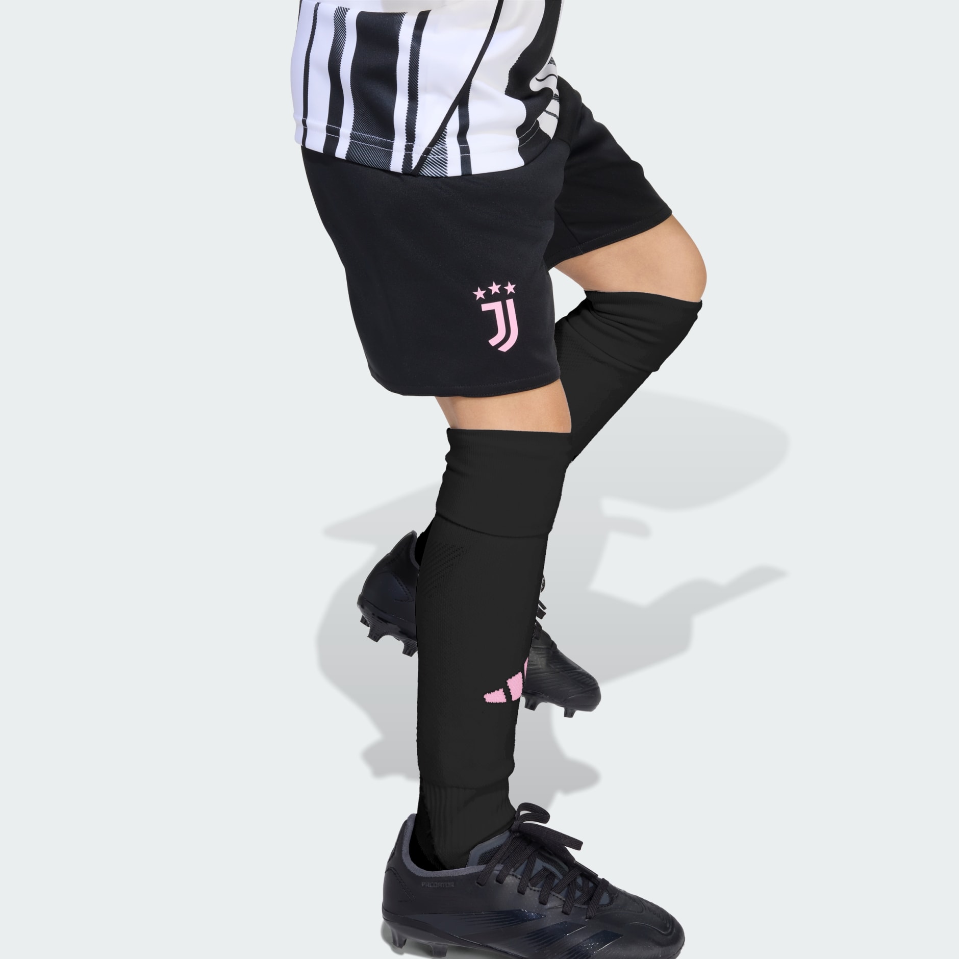 Set Juventus 25/26 Home mini pentru copii