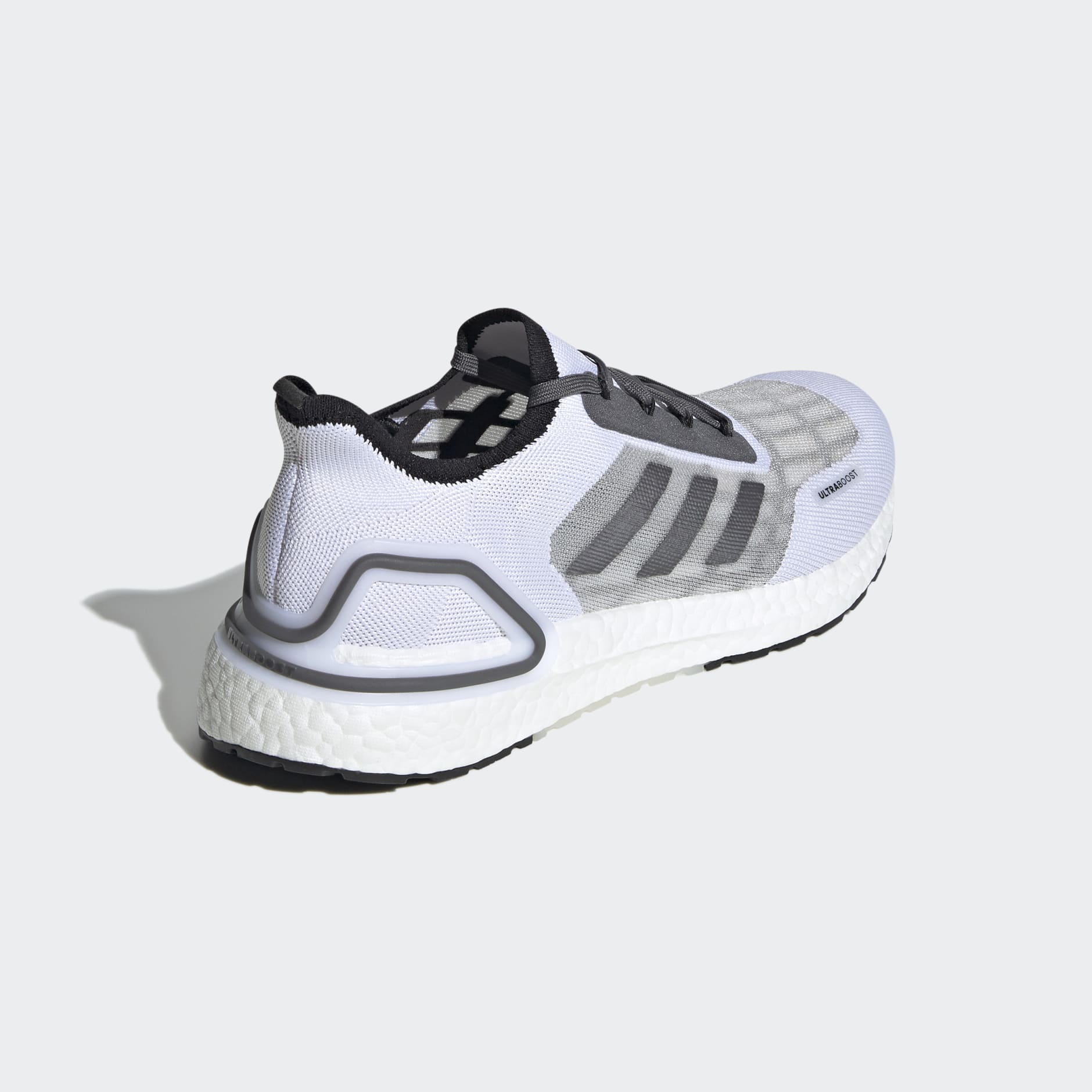 Ultraboost SUMMER.RDY x James Bond Shoes