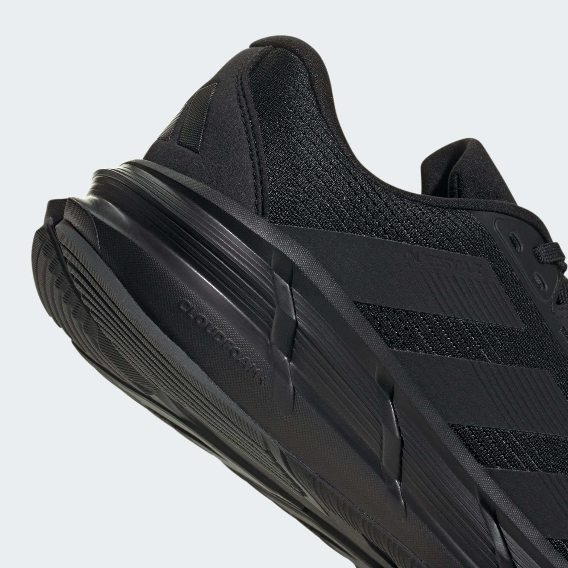 Questar 3 Running Shoes