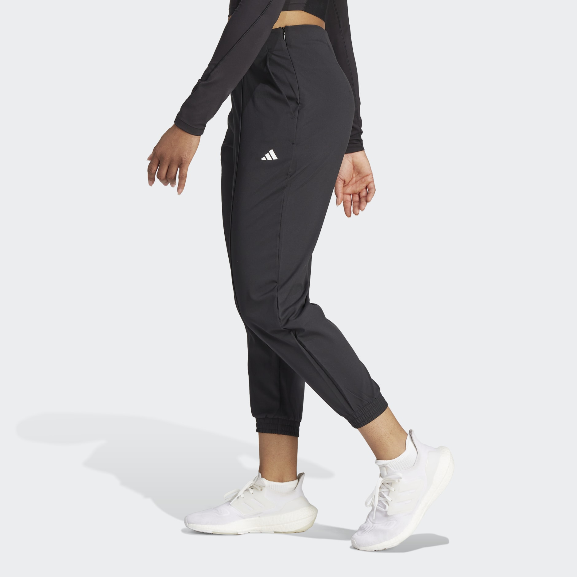 adidas AEROREADY Train Essentials - | adidas Woven Black Minimal Branding LK Pants