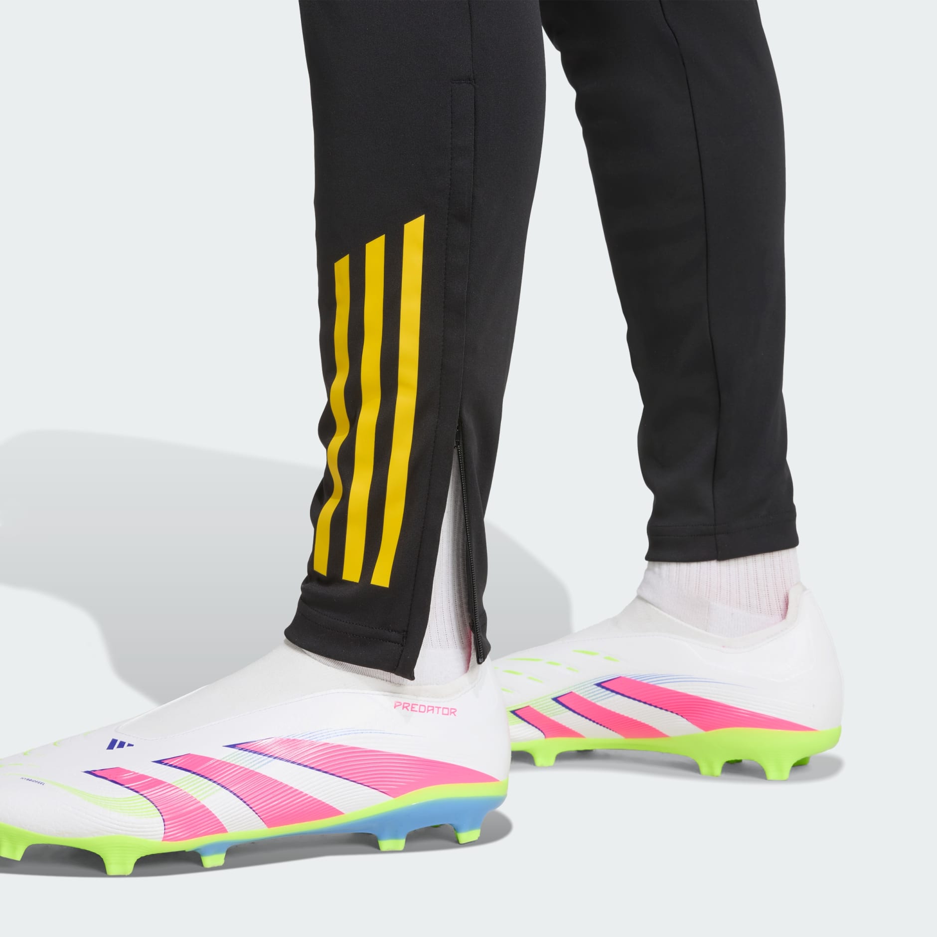 Manchester United Tiro 25 Competition Training Pants