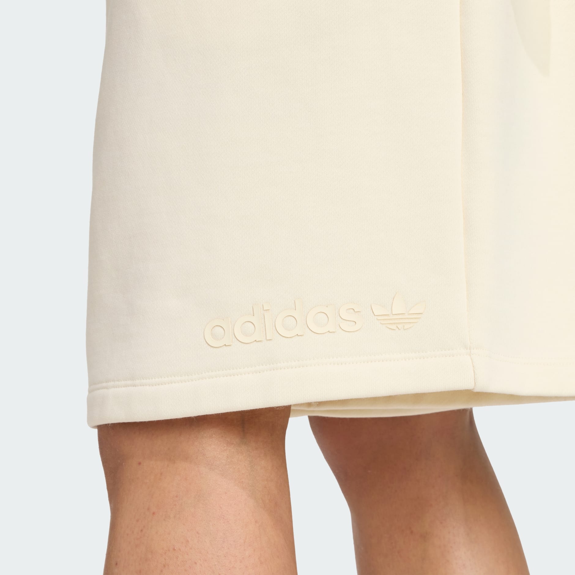 Pantaloni scurți supradimensionați Essentials Linear