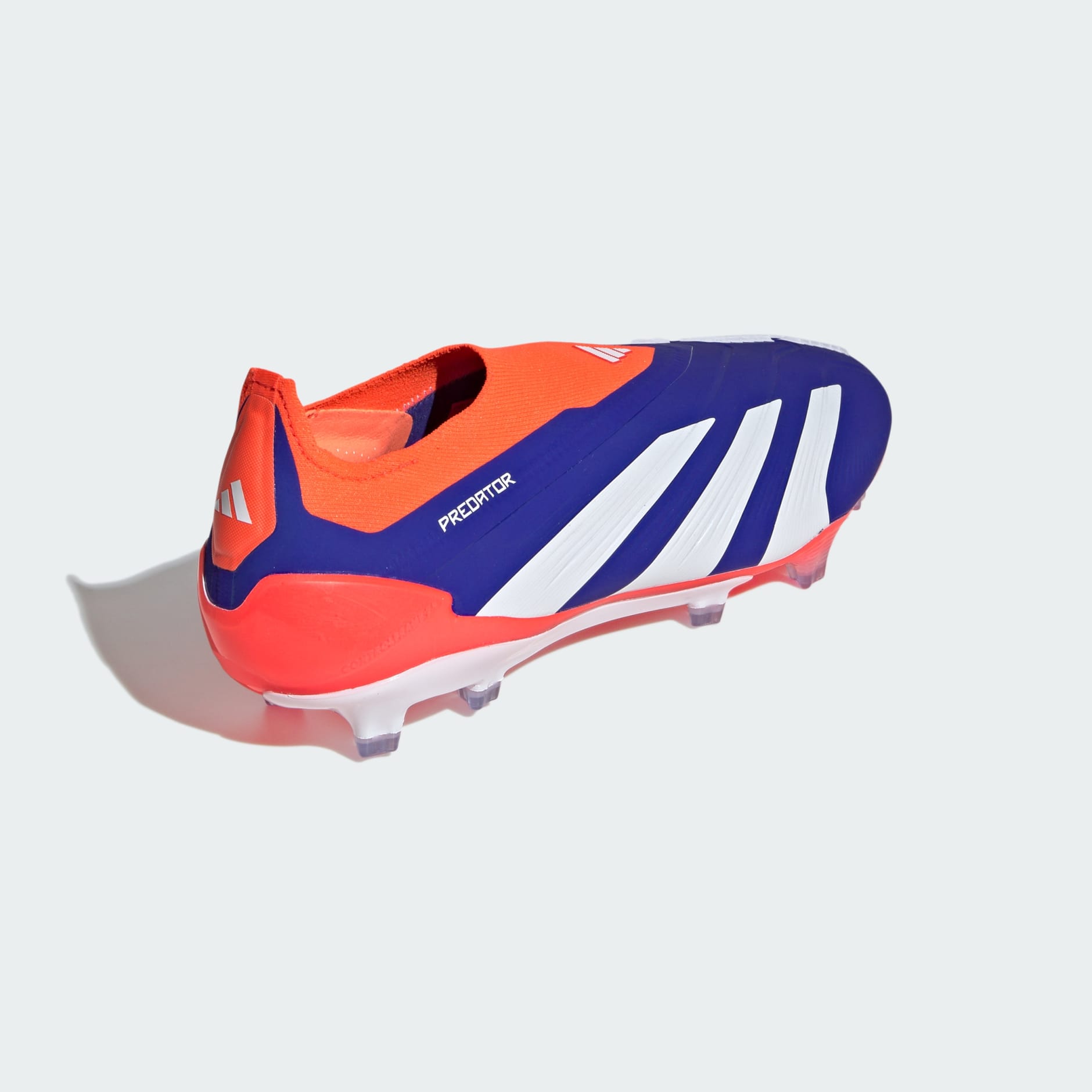 Predator Elite Laceless Firm Ground Boots