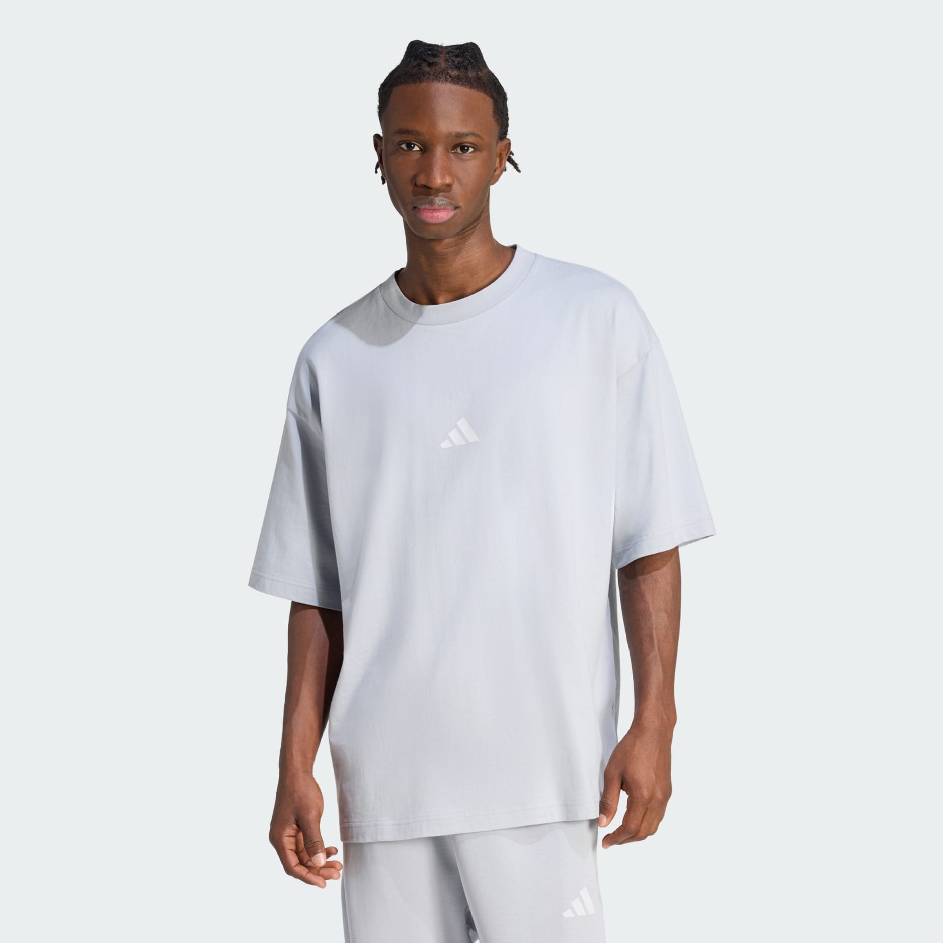 Future Icons Small Logo Tee