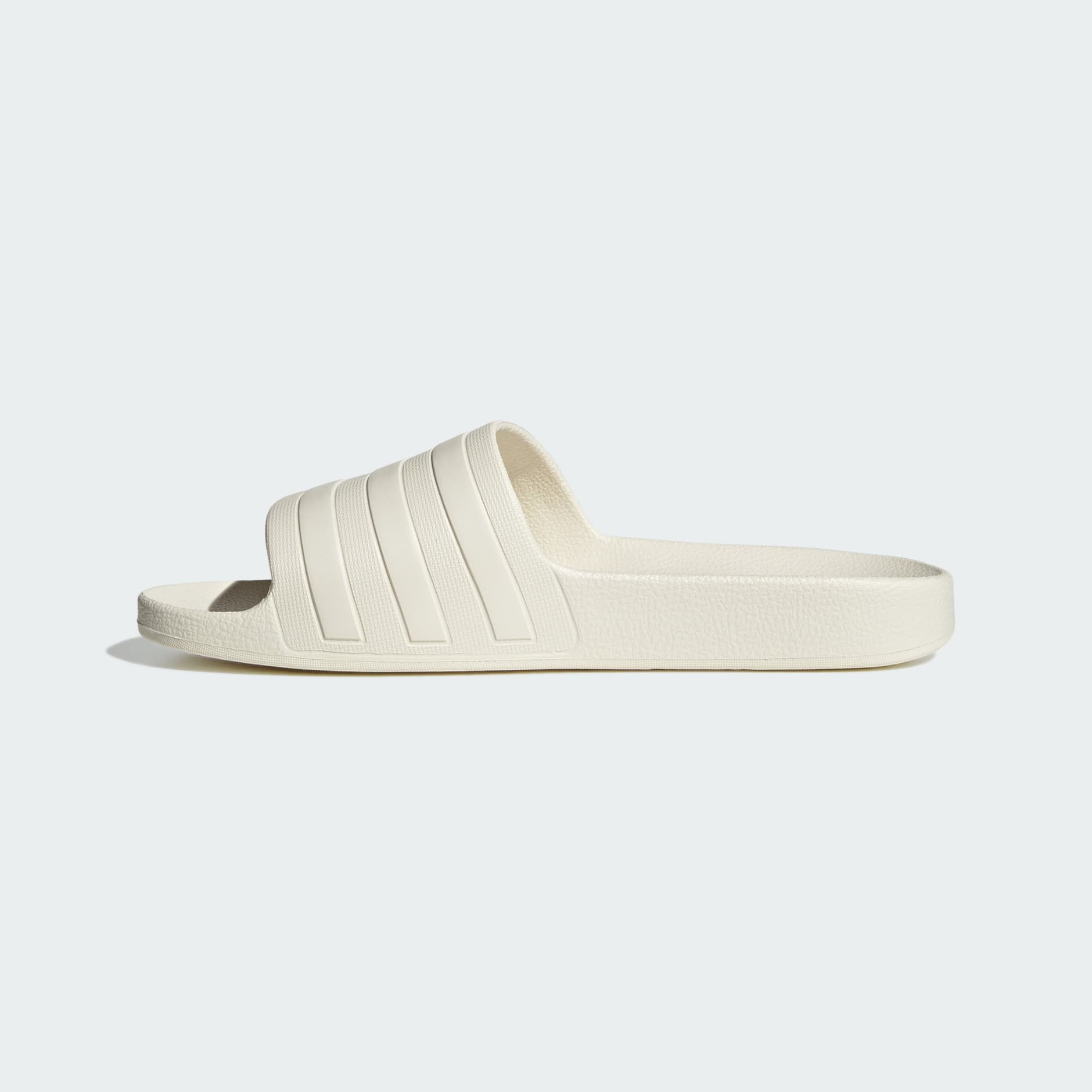 Adilette Aqua Slides