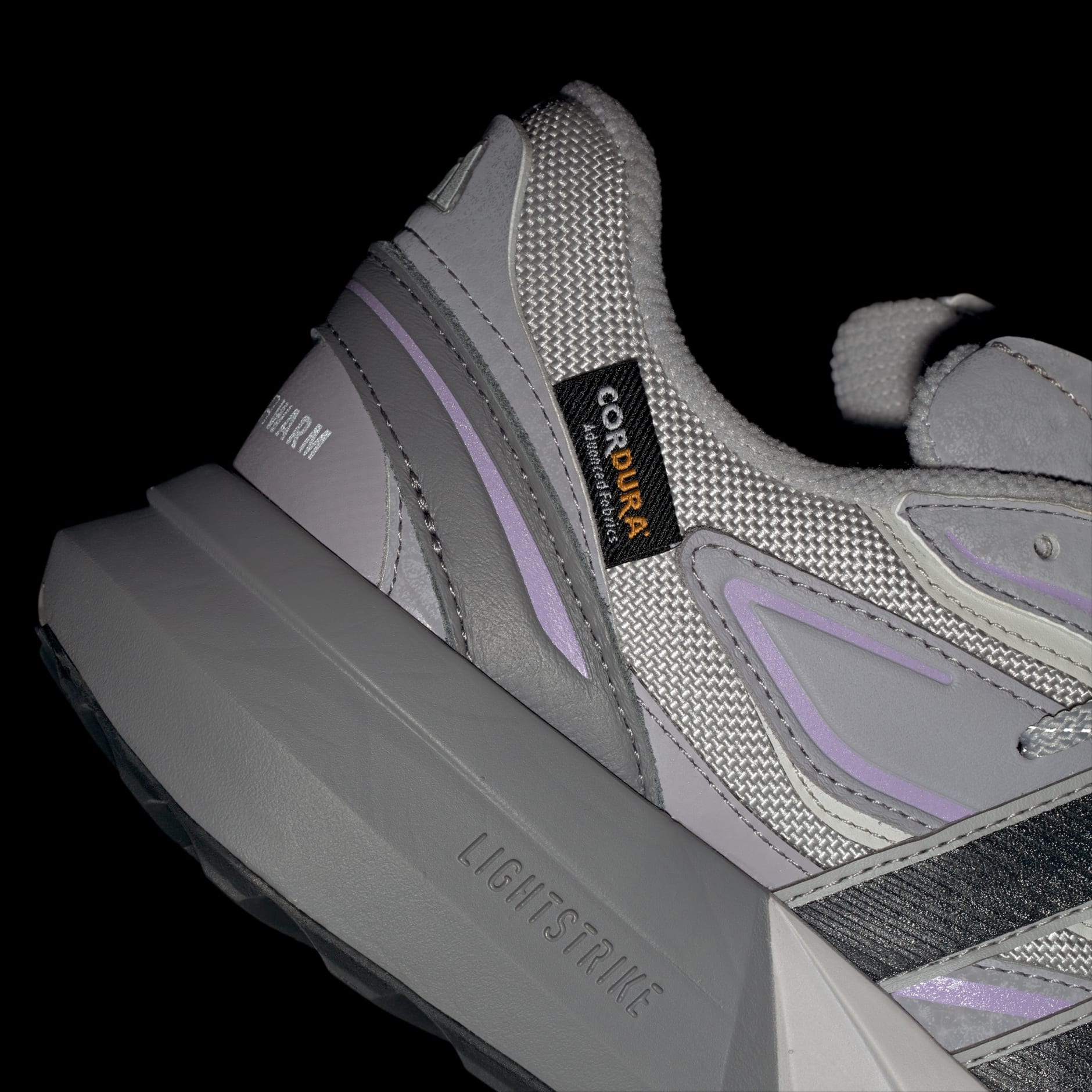 Chaussure Lightblaze ATR