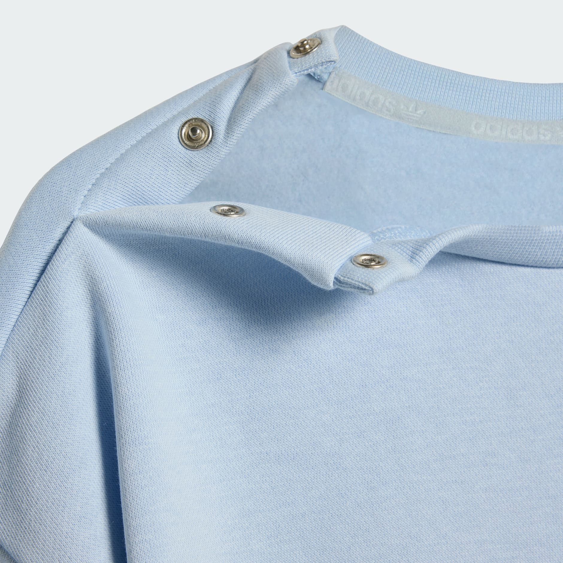 TRENING CROIALĂ LEJERĂ CU GULER ROTUND