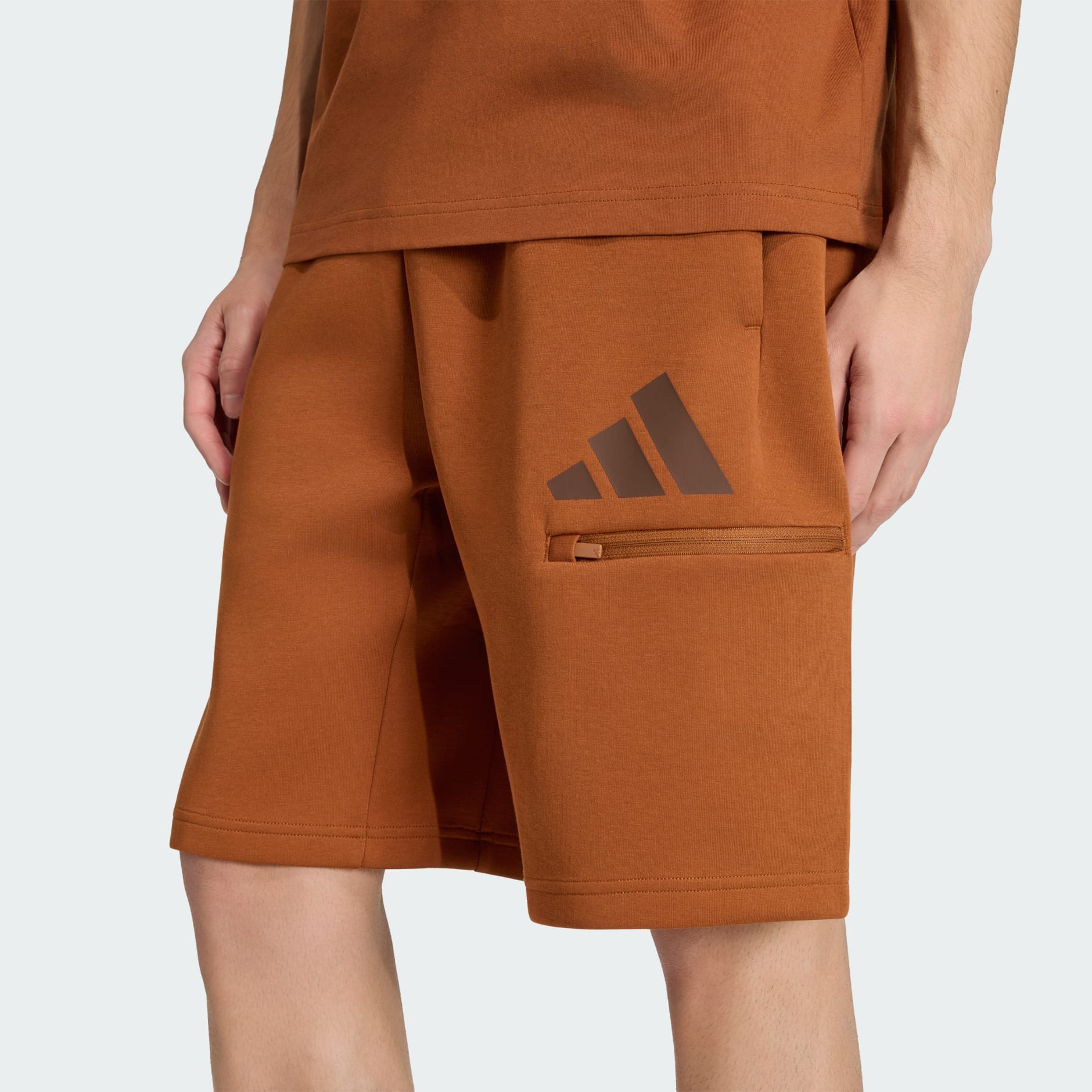 Future Icons Three Bar Shorts