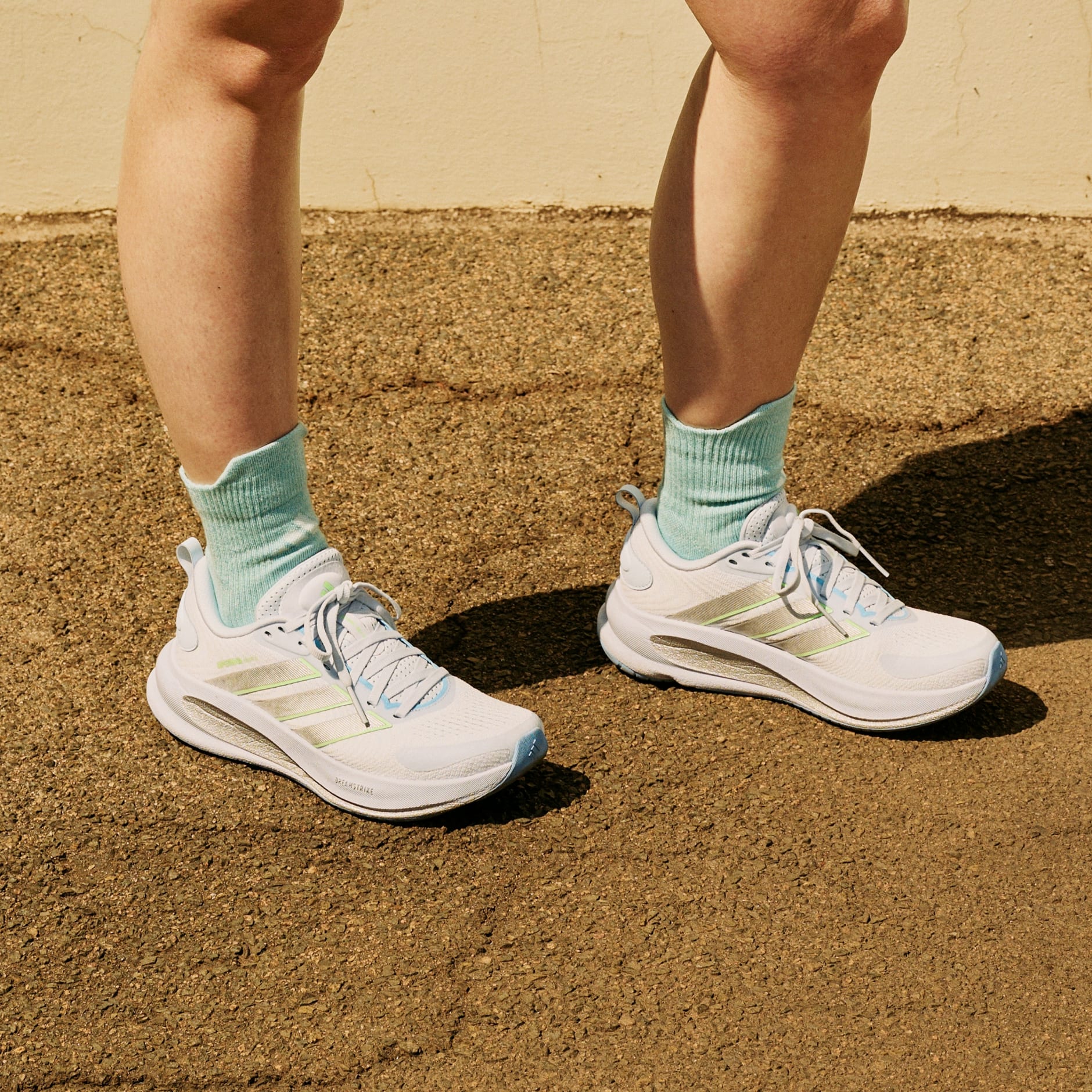 SUPERNOVA EASE 2 W RUNNING SHOES