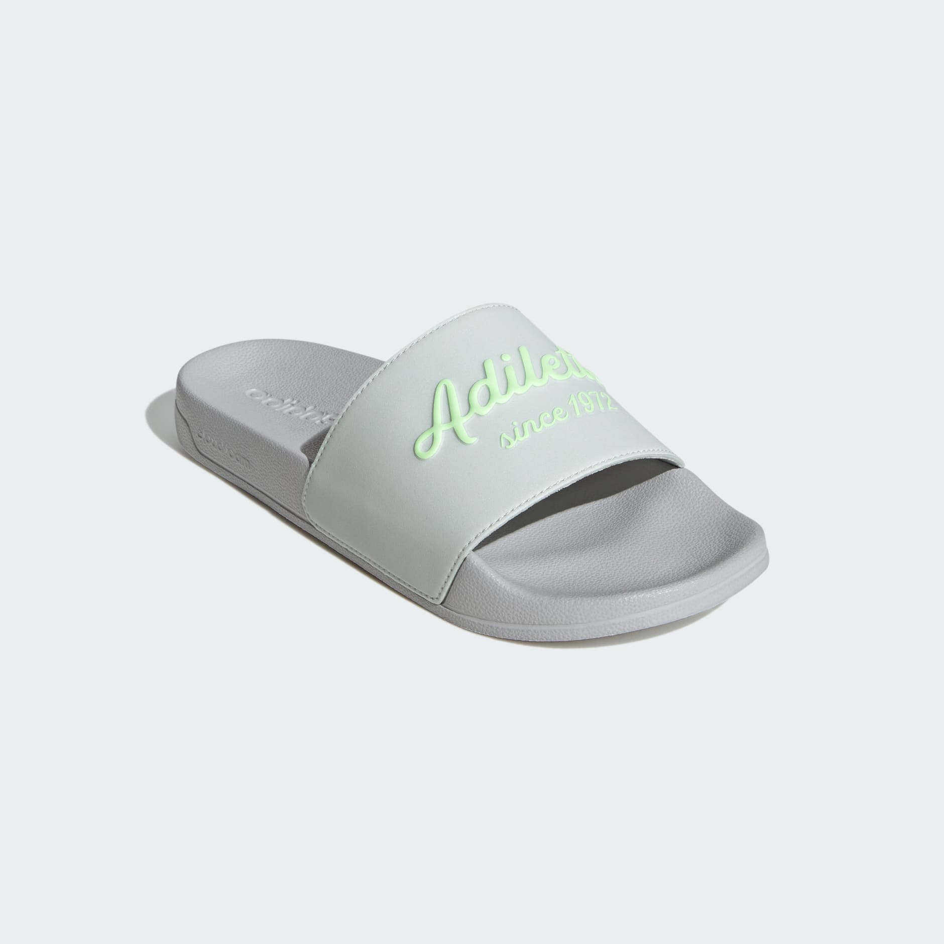 adilette shower slides