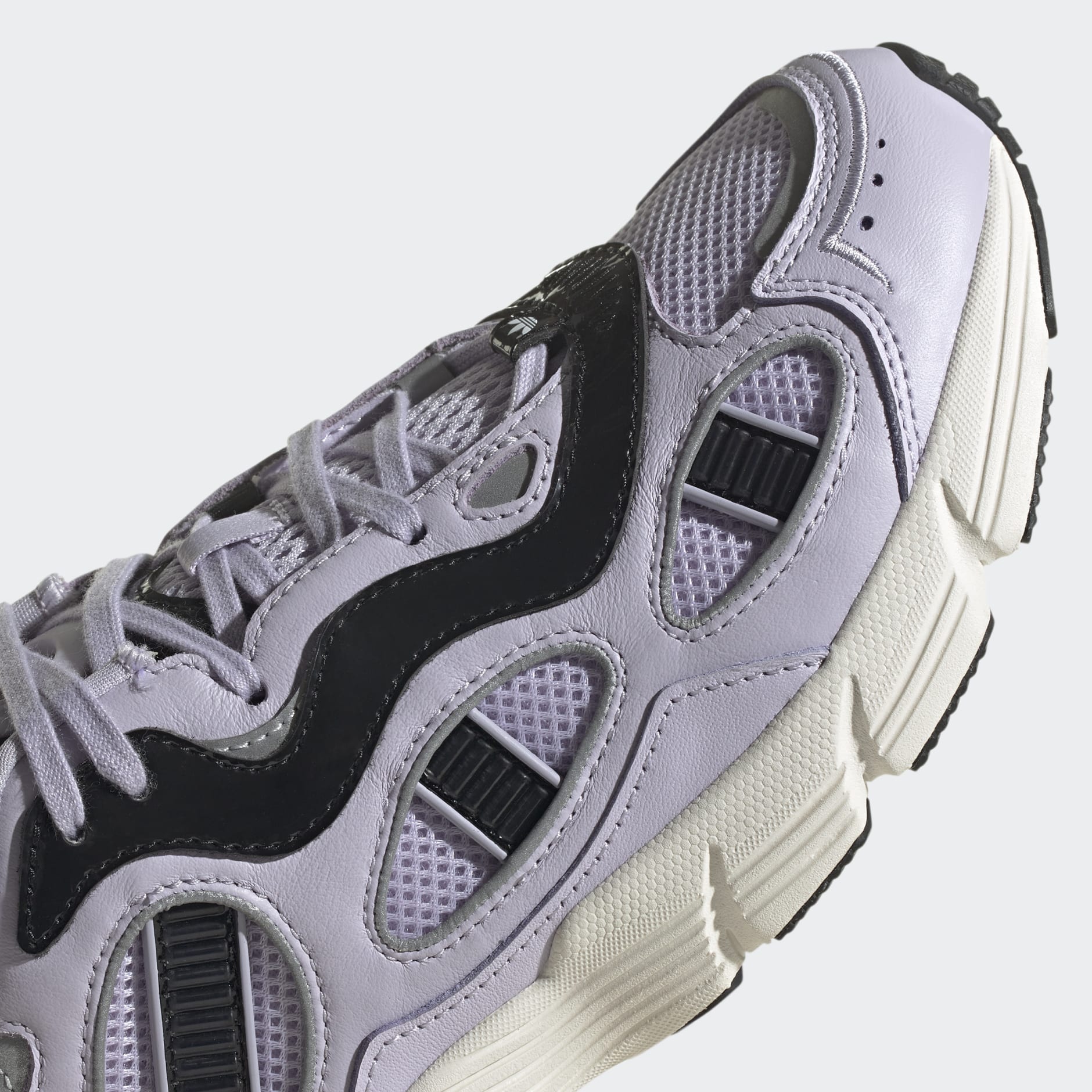 Astir SN Shoes