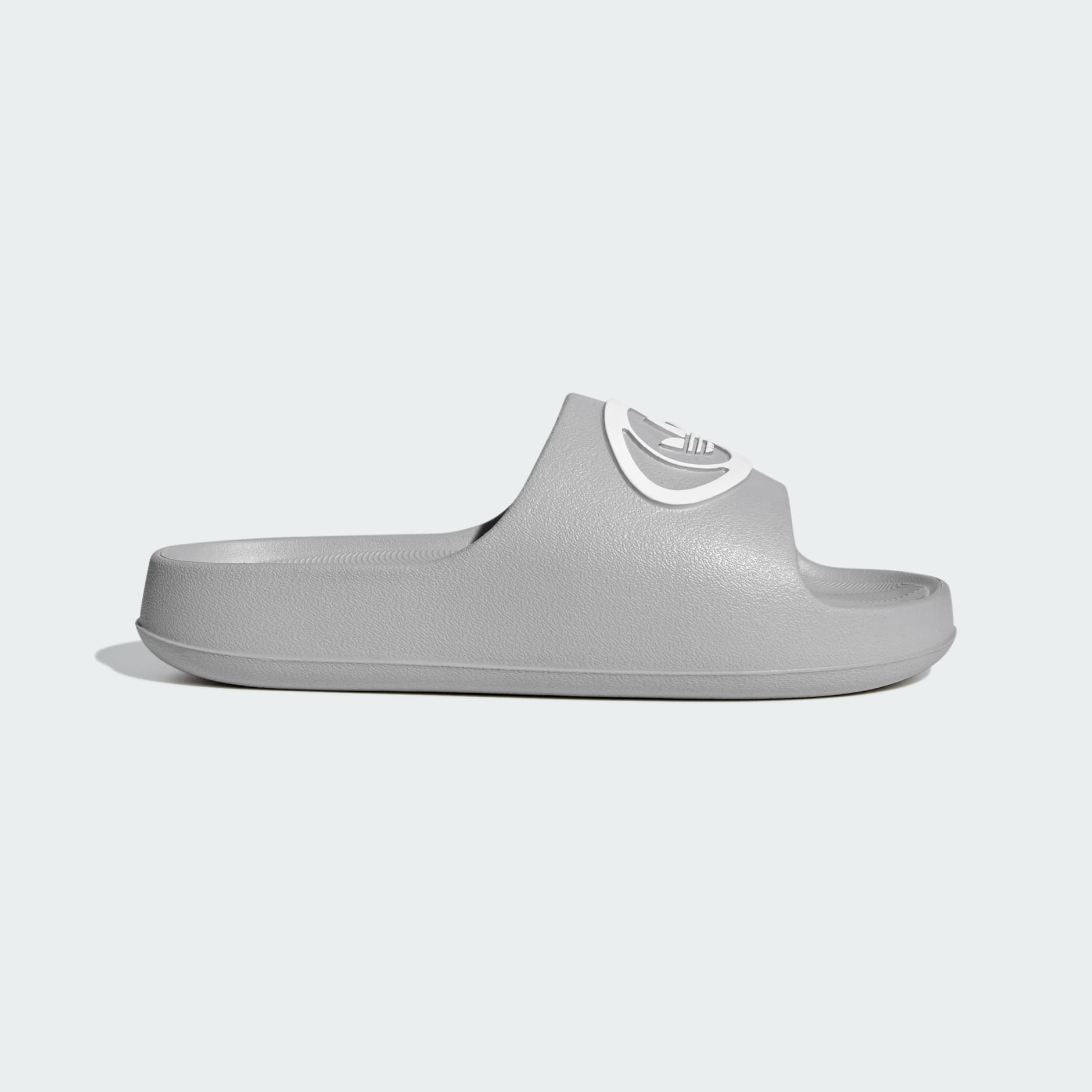 CLAQUETTE ADILETTE 00s