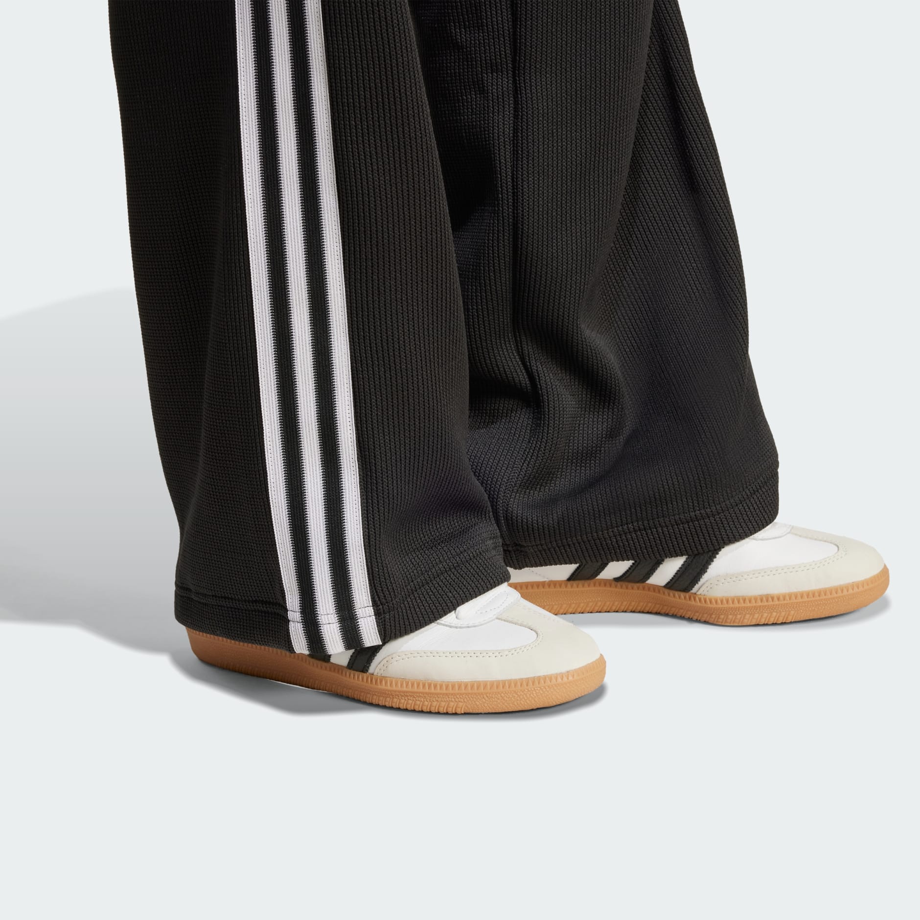 بنطال رياضي محبوك من Adicolor Firebird