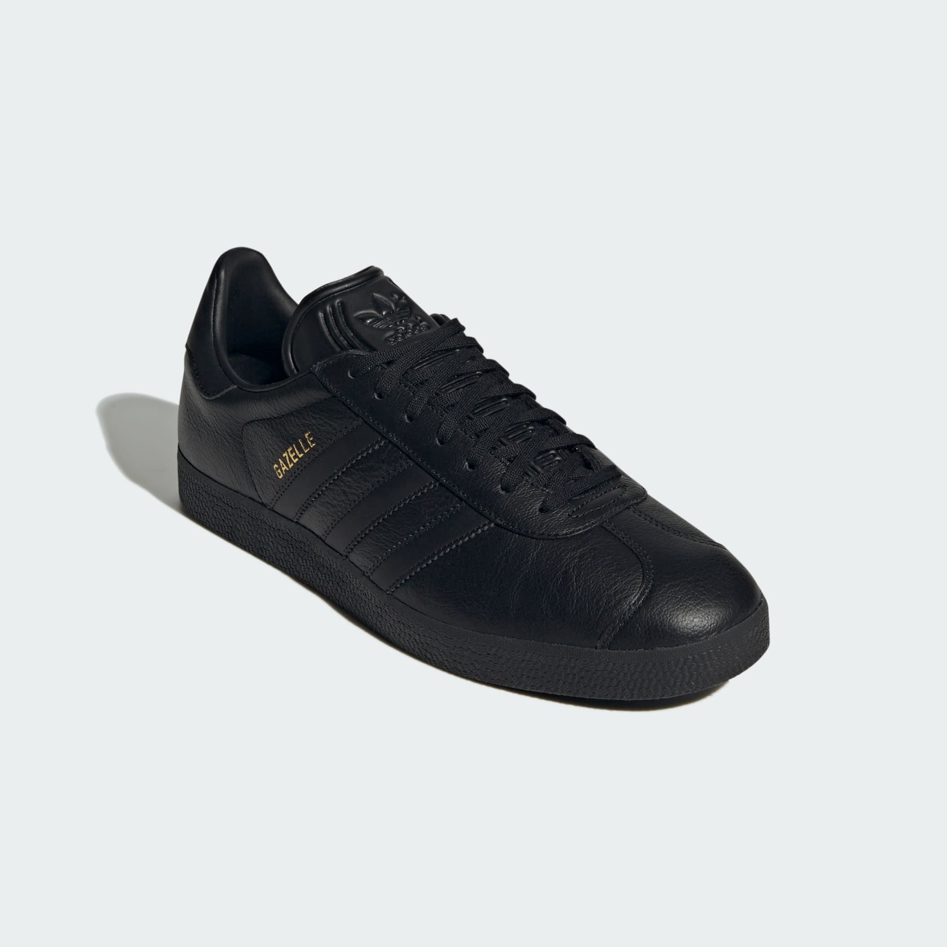 Black adidas gazelle men online