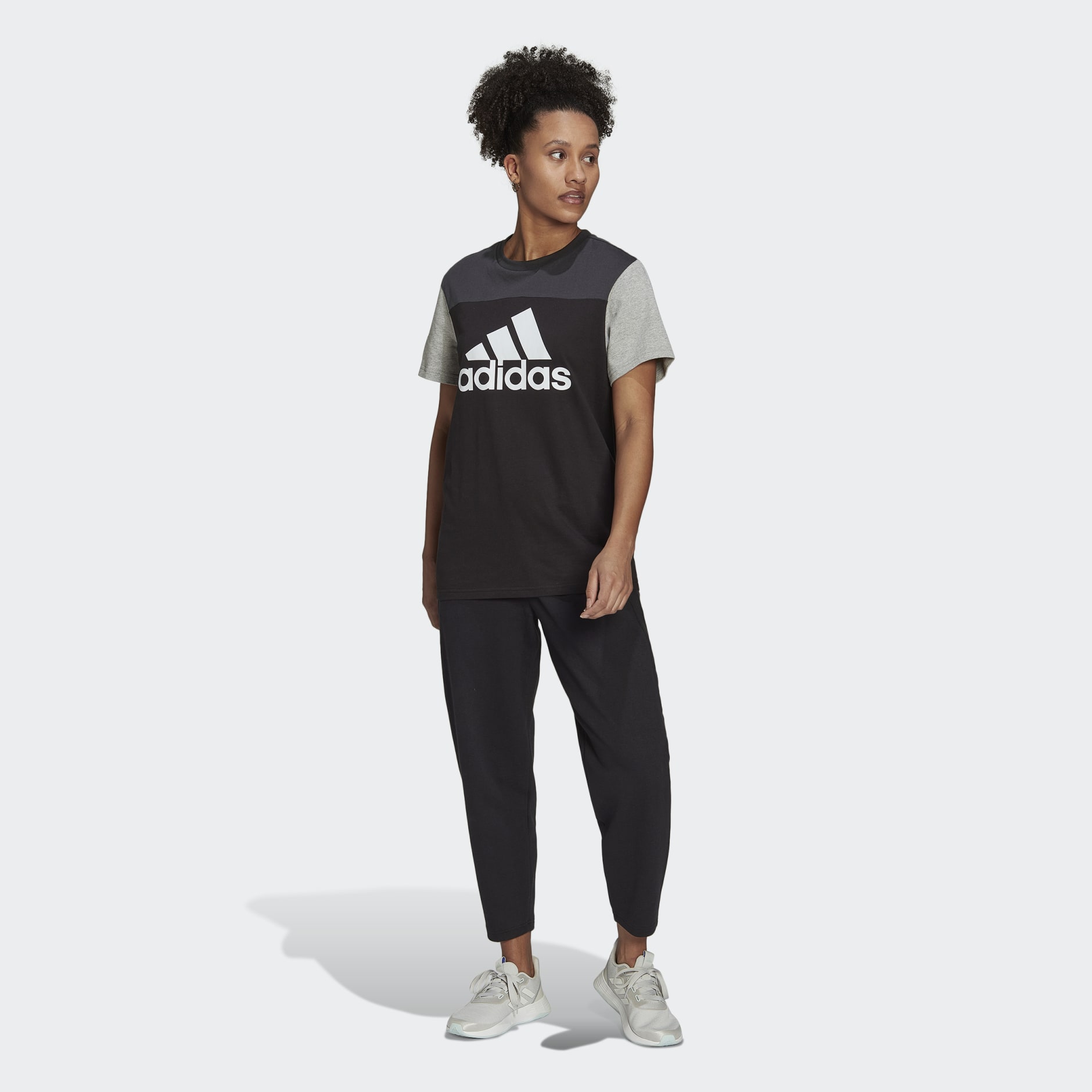 تيشيرت Essentials Colorblock Logo