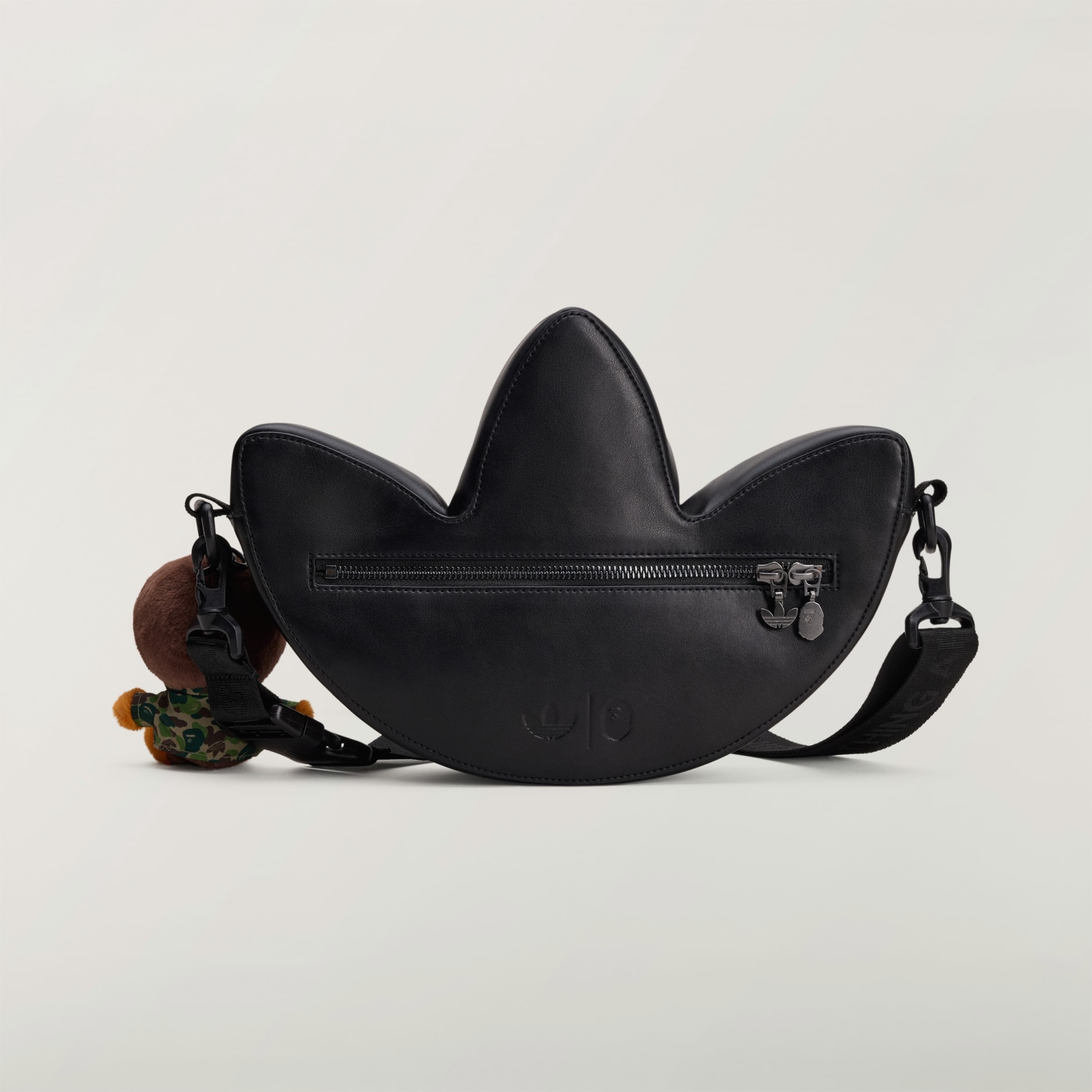 TREFOIL SHOULDER BAG BAPE